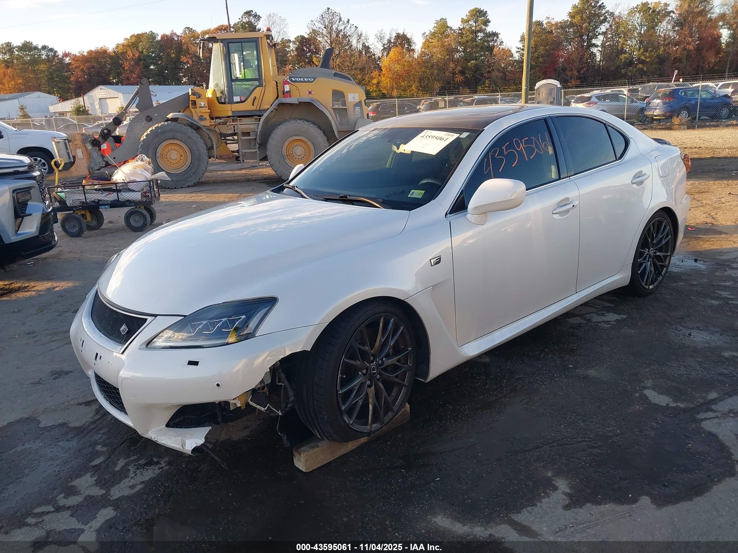 2011 Lexus Is F   White vin: JTHBP5C21B5008756