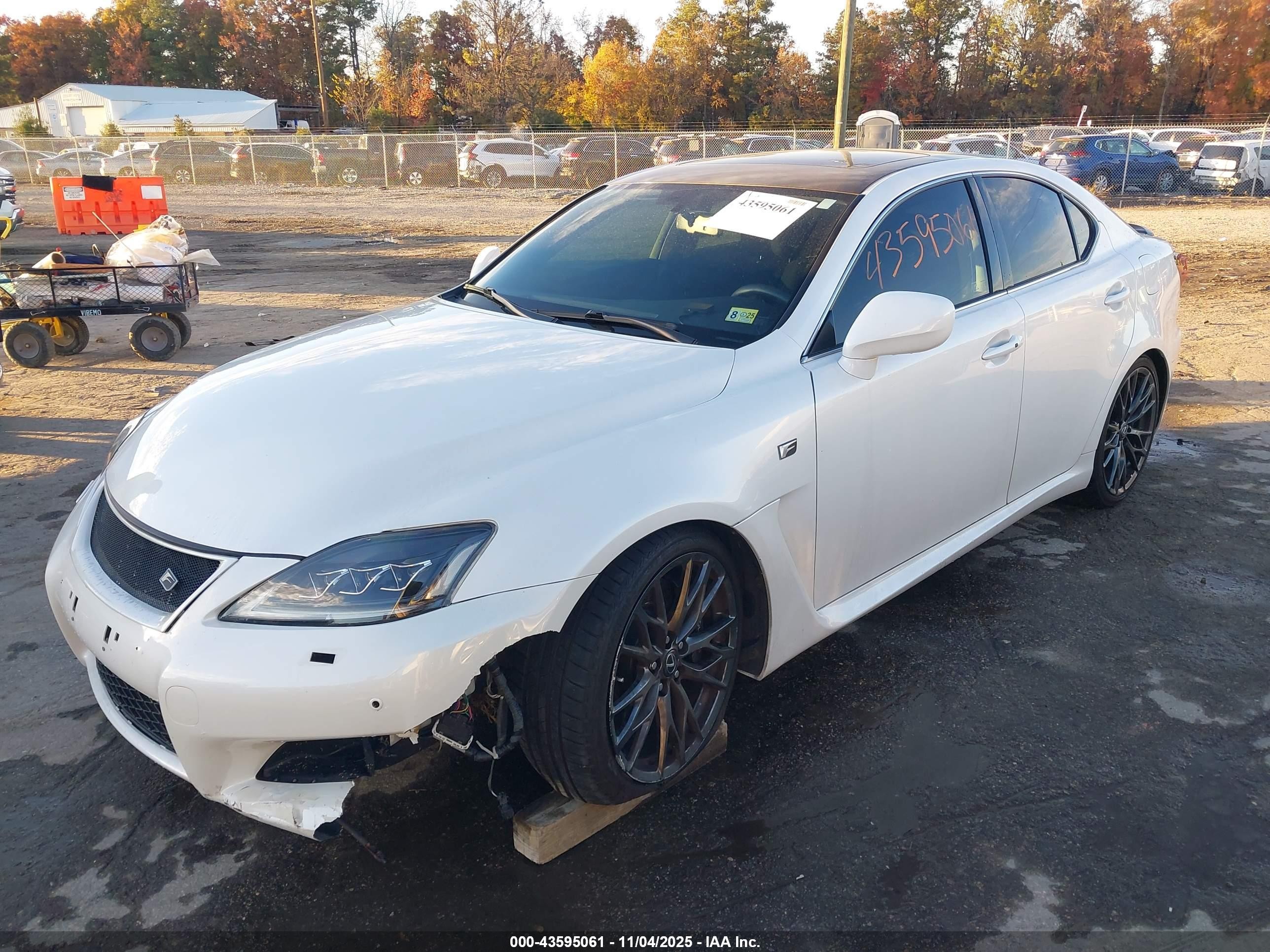2011 Lexus Is F   White vin: JTHBP5C21B5008756