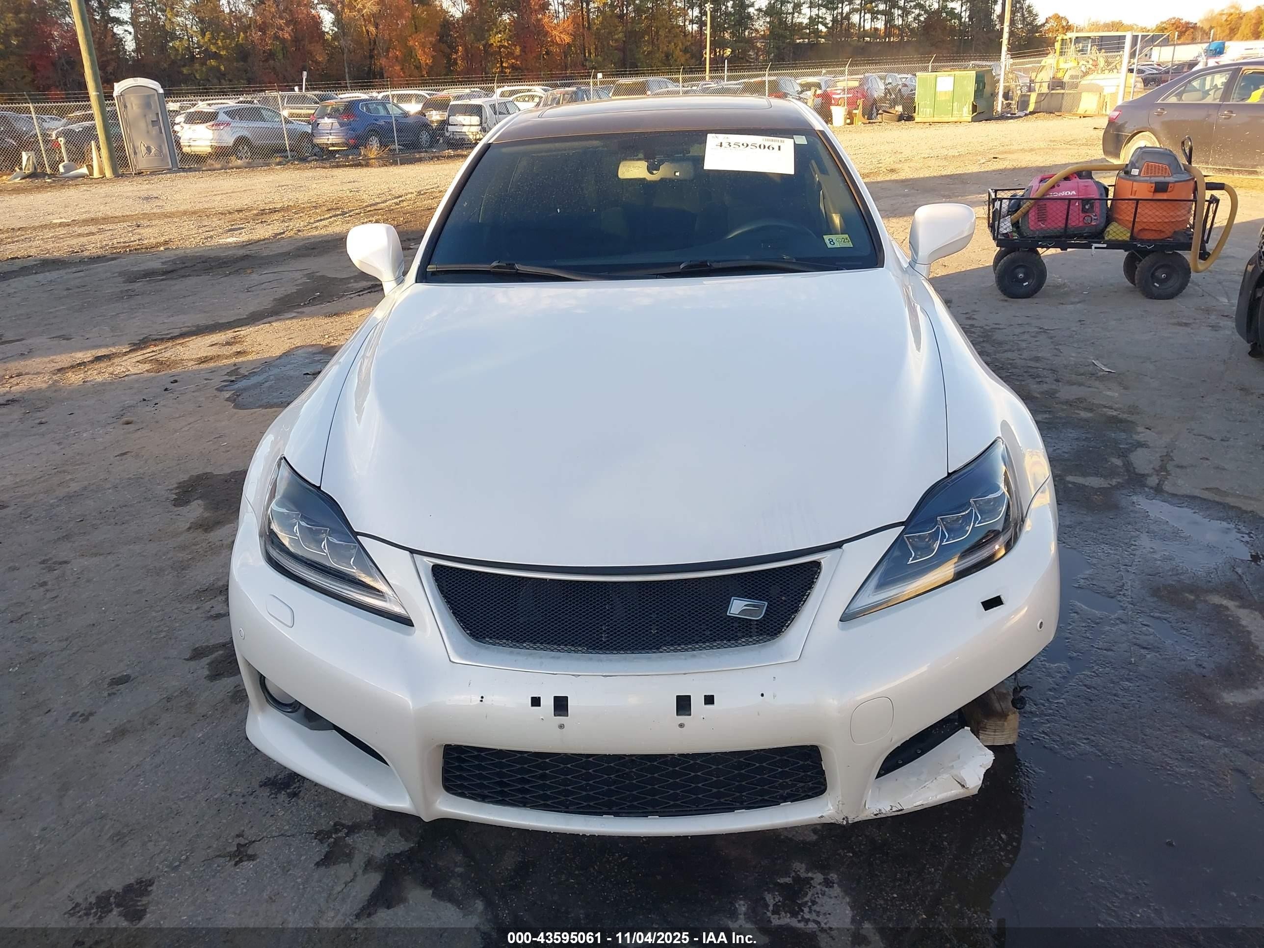 2011 Lexus Is F   White vin: JTHBP5C21B5008756