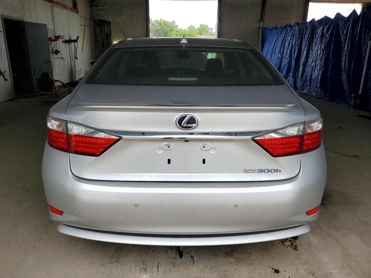 2013 Lexus Es 300h Silver vin: JTHBW1GG0D2002985
