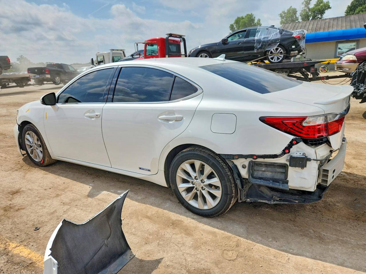 2013 Lexus Es 300h White vin: JTHBW1GG0D2011606