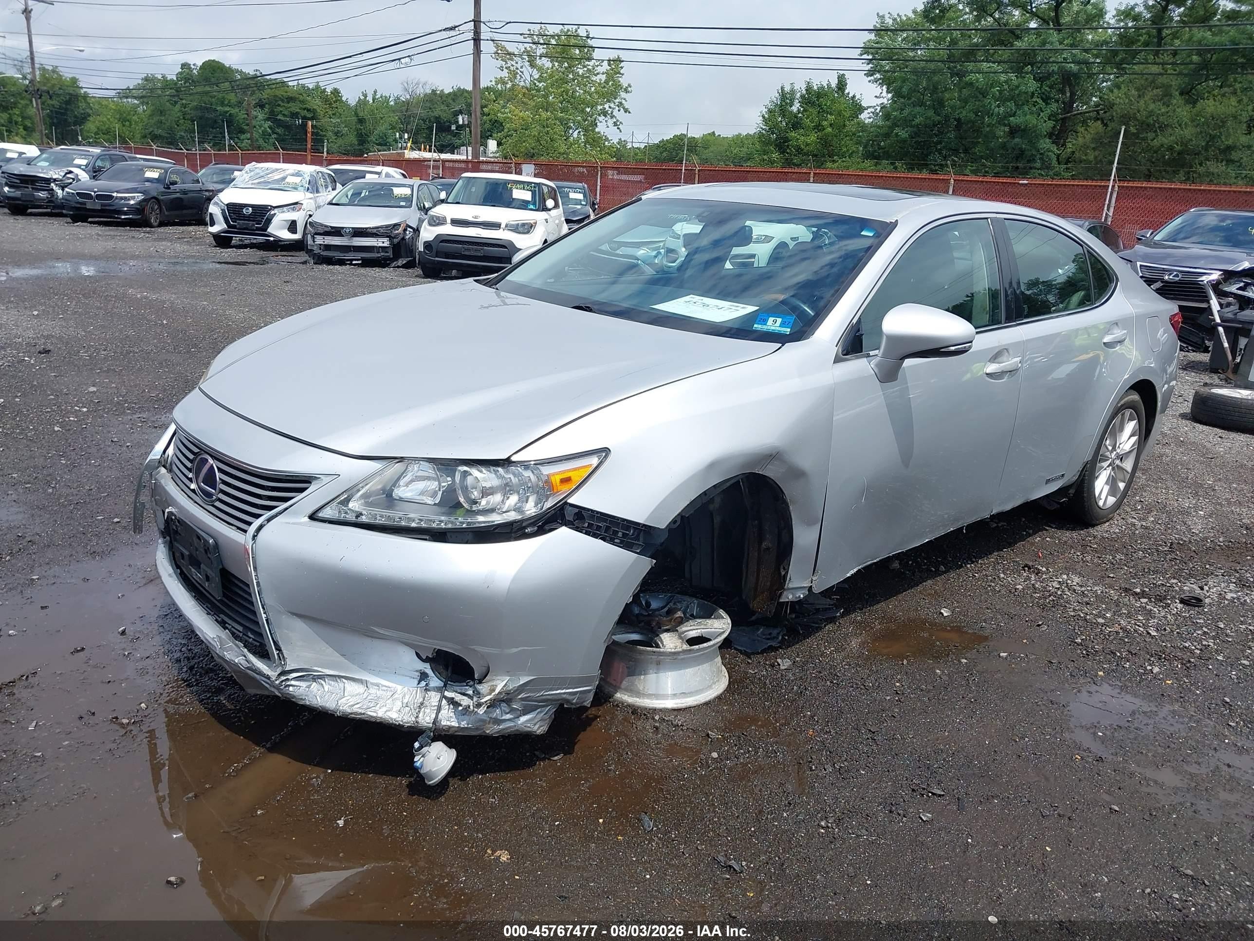 2013 Lexus Es 300h   Серебряный vin: JTHBW1GG0D2012500