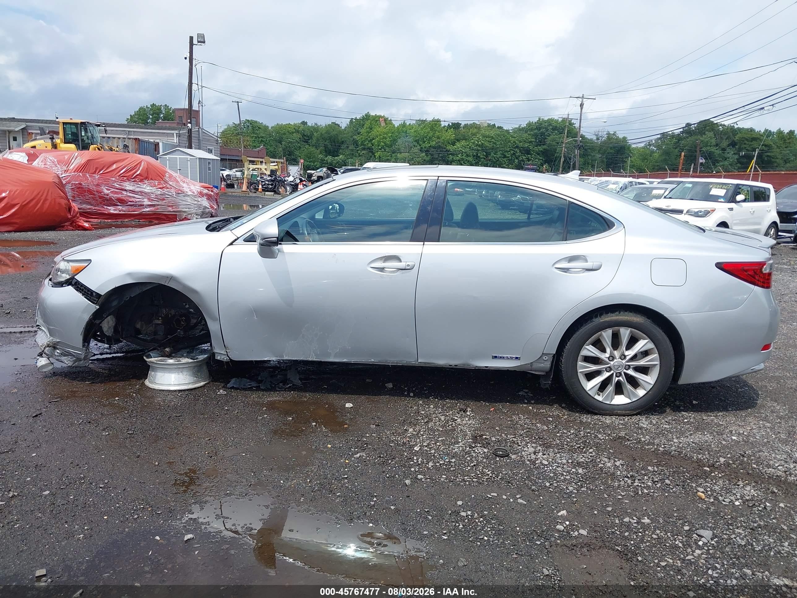 2013 Lexus Es 300h   Серебряный vin: JTHBW1GG0D2012500