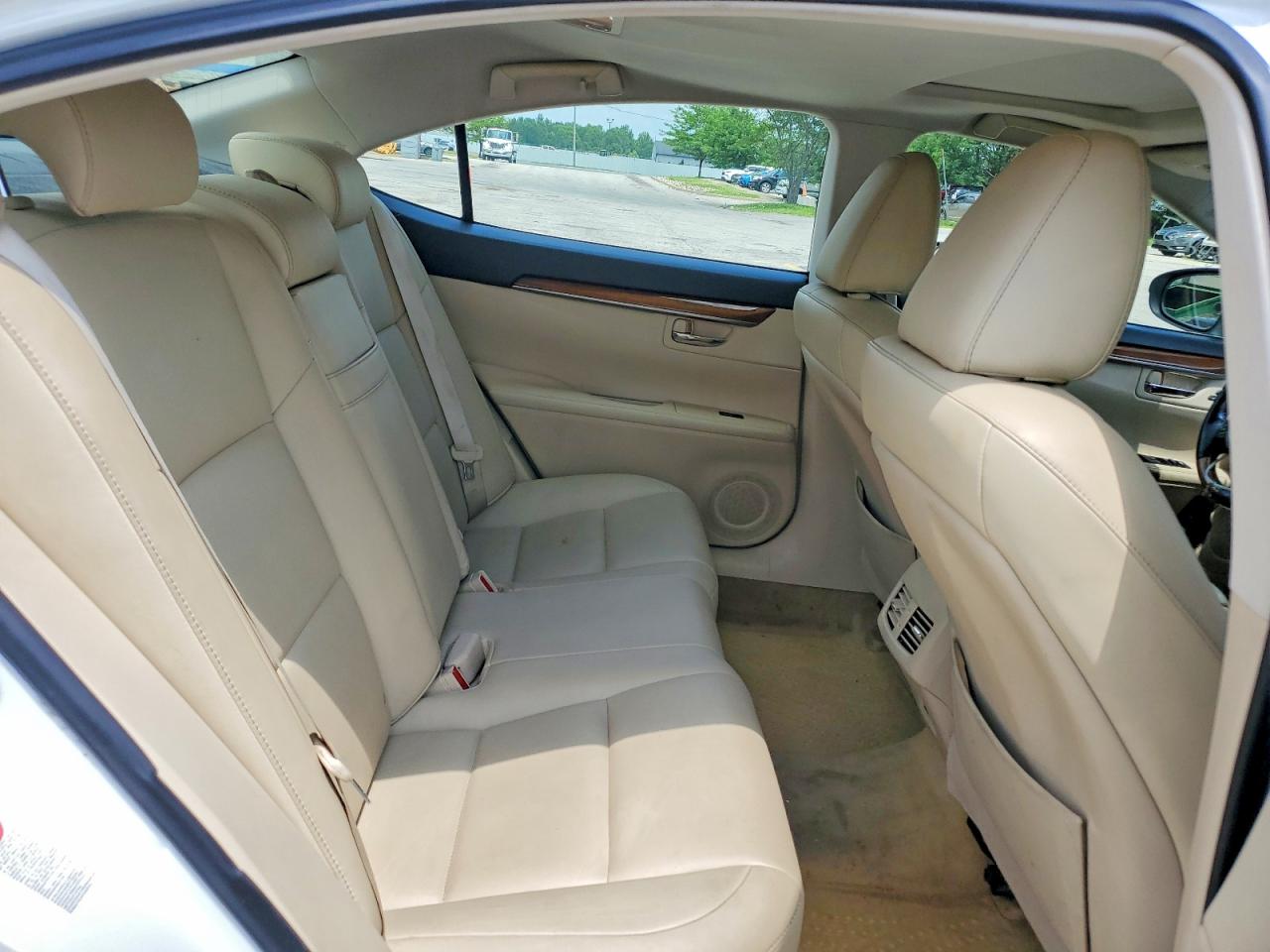 2013 Lexus Es 300h White vin: JTHBW1GG0D2019852