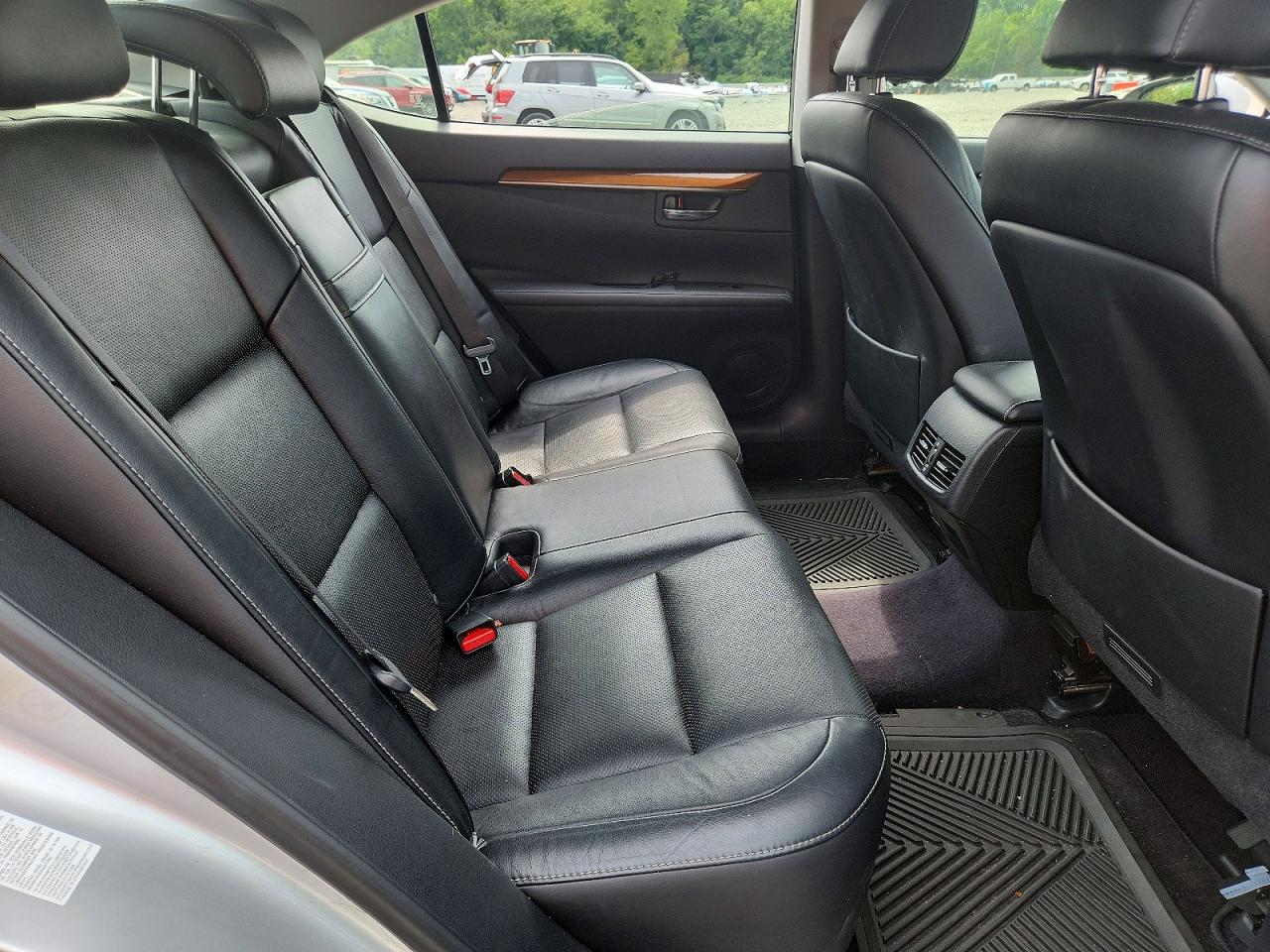 2013 Lexus Es 300h Silver vin: JTHBW1GG0D2038157