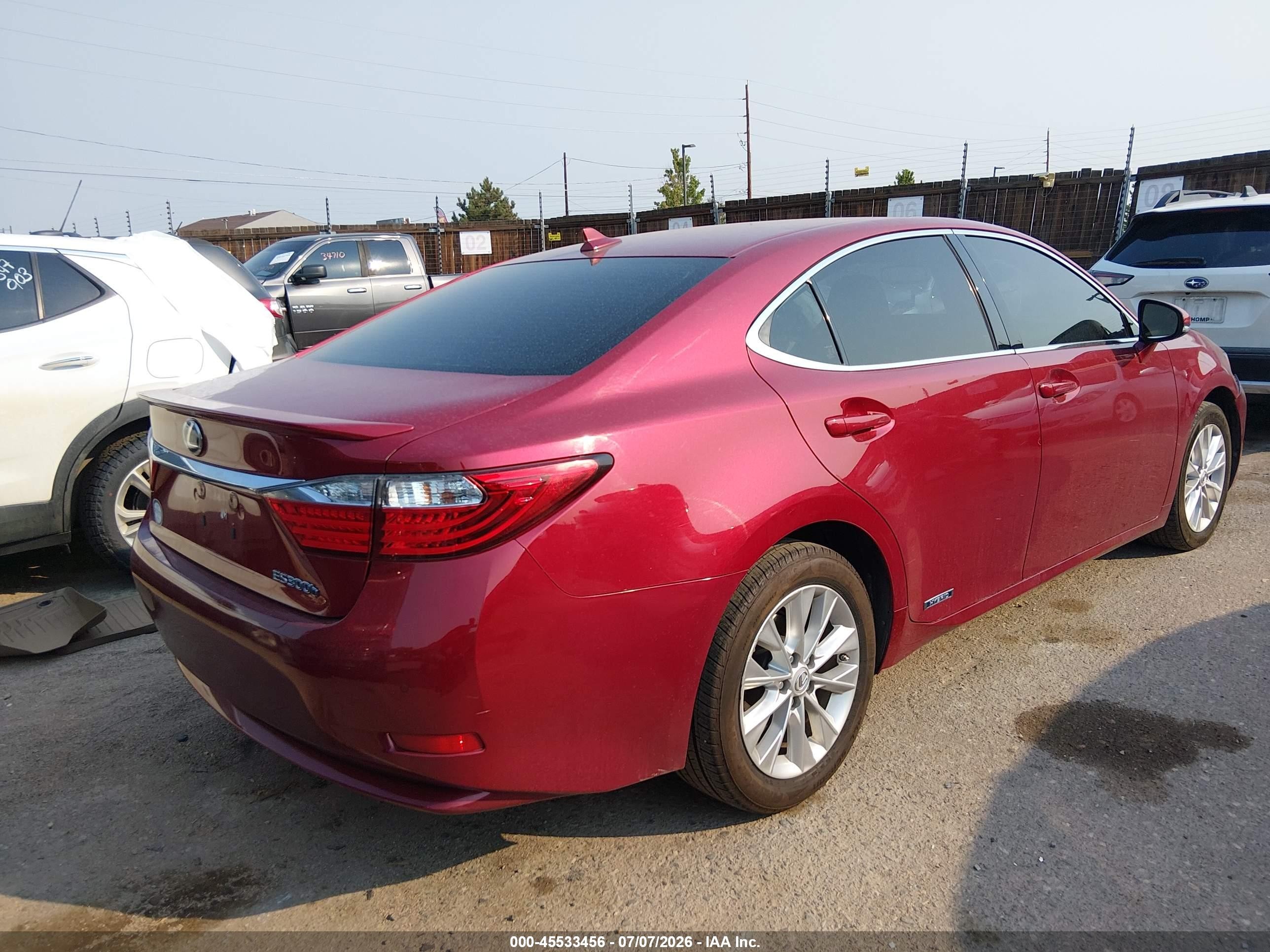 2014 Lexus Es 300h   Red vin: JTHBW1GG0E2057213