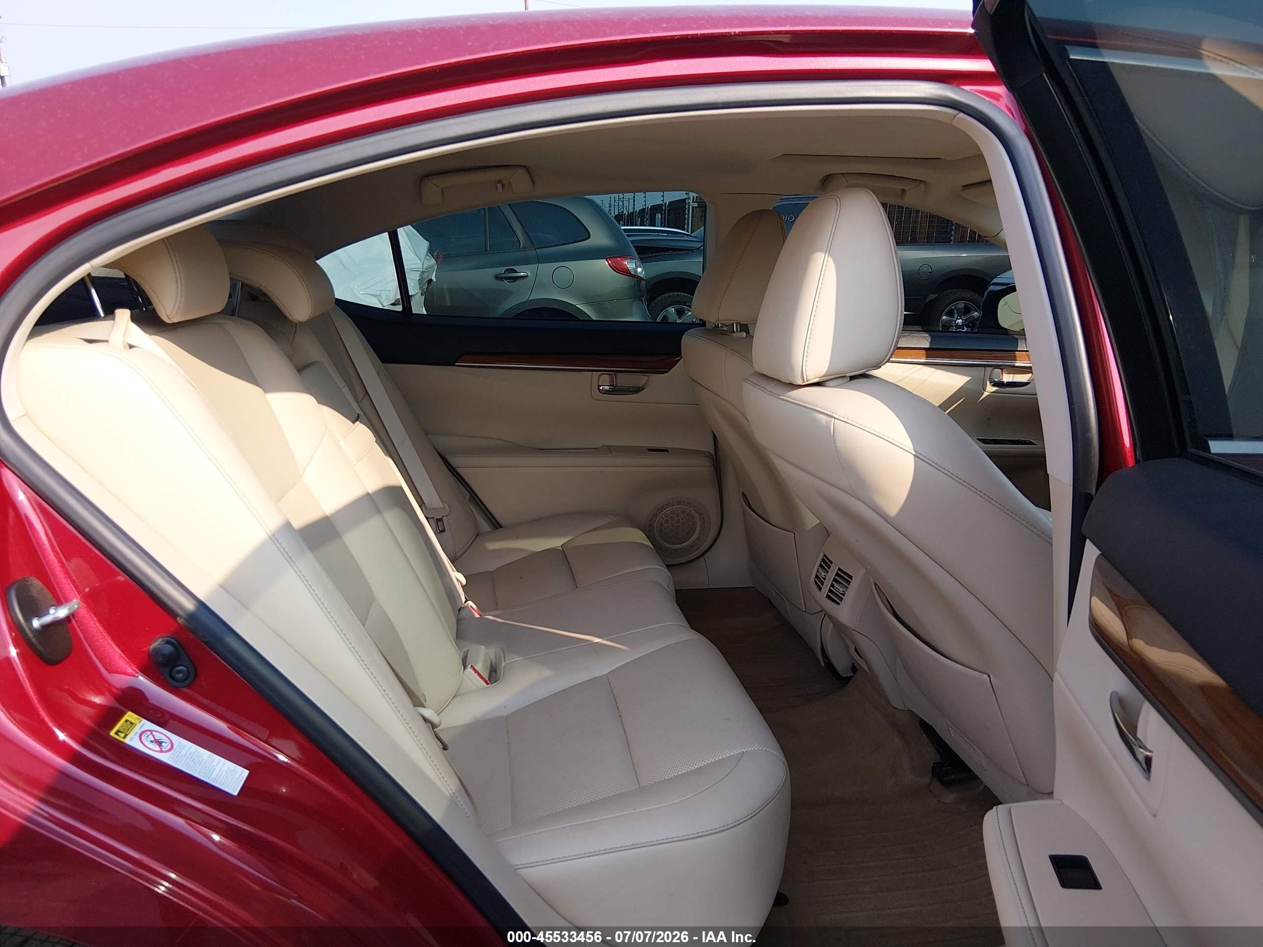 2014 Lexus Es 300h   Red vin: JTHBW1GG0E2057213