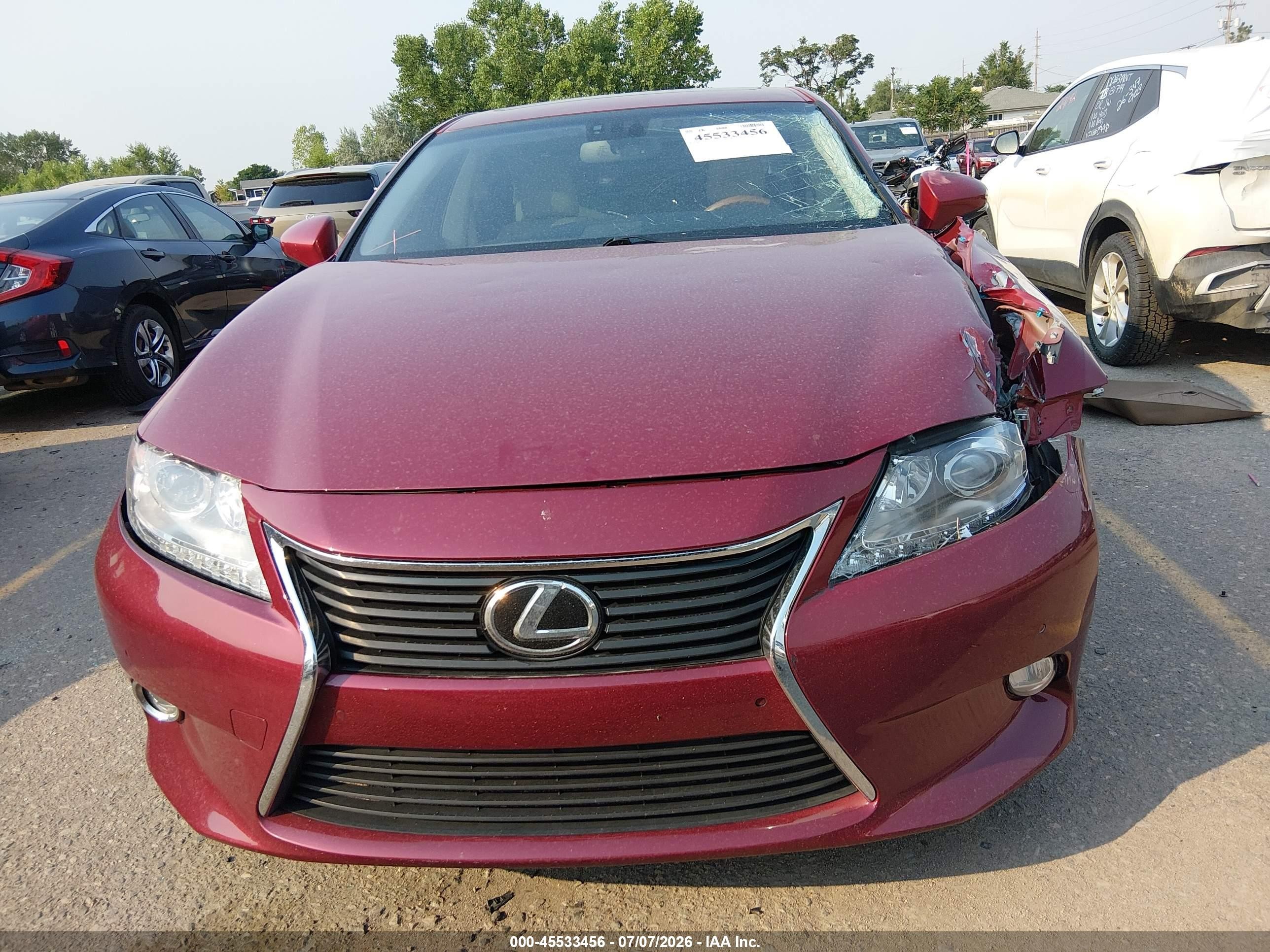 2014 Lexus Es 300h   Red vin: JTHBW1GG0E2057213