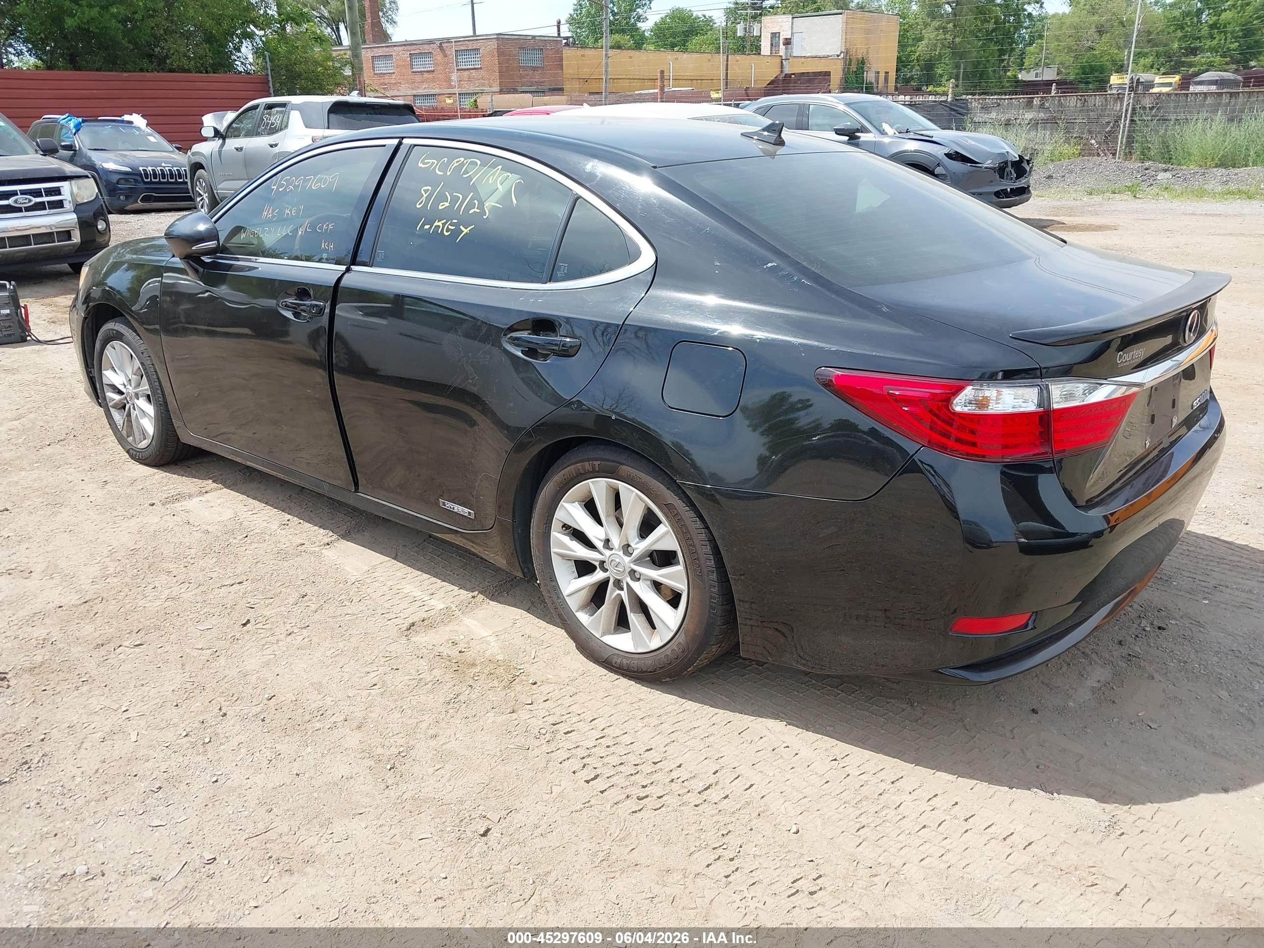 2014 Lexus Es 300h   Black vin: JTHBW1GG0E2057809