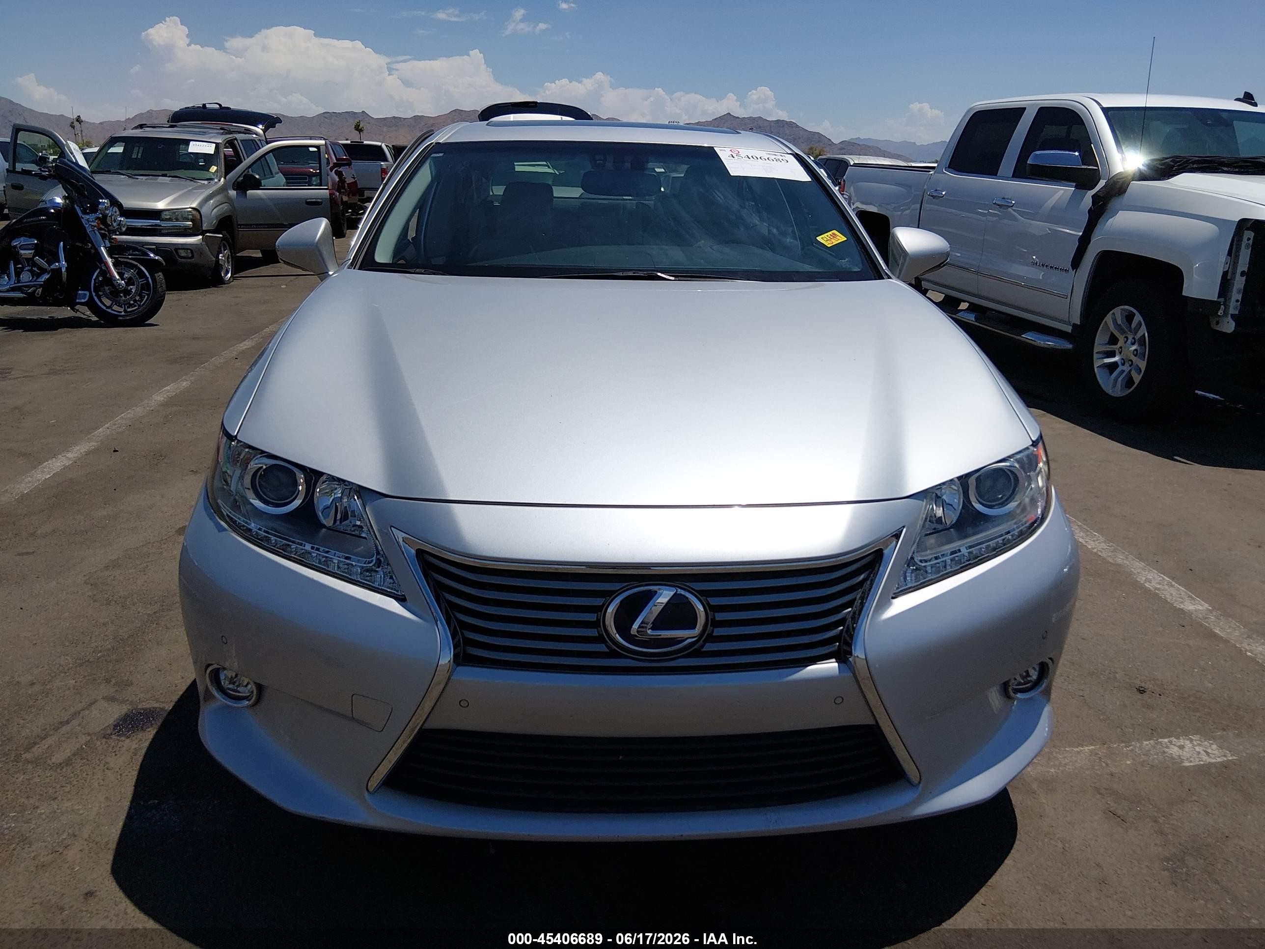 2015 Lexus Es 300h   Silver vin: JTHBW1GG0F2092206