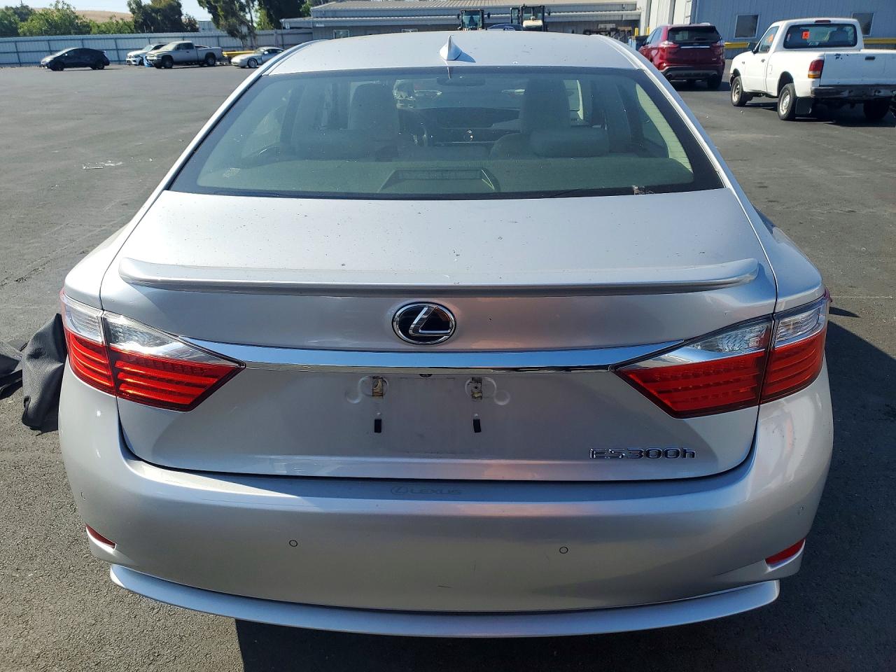 2015 Lexus Es 300h Silver vin: JTHBW1GG0F2100336