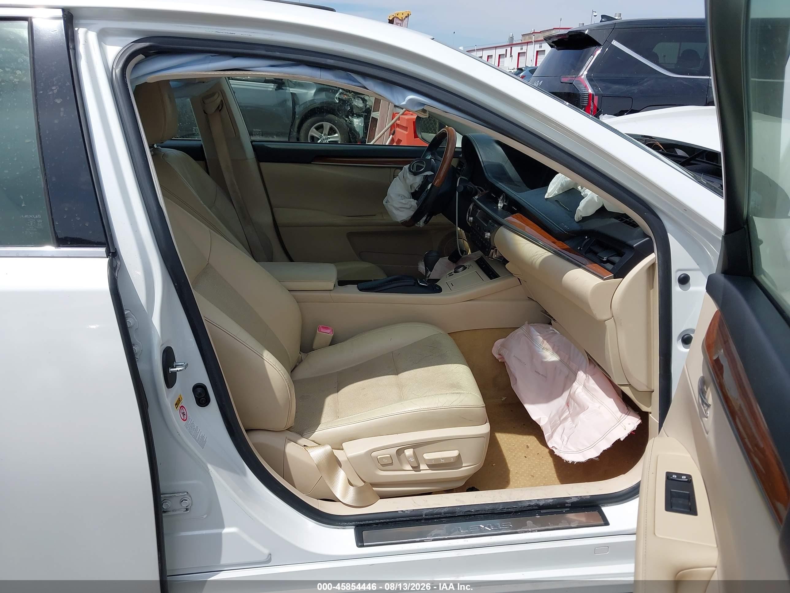 2013 Lexus Es 300h White vin: JTHBW1GG1D2021819