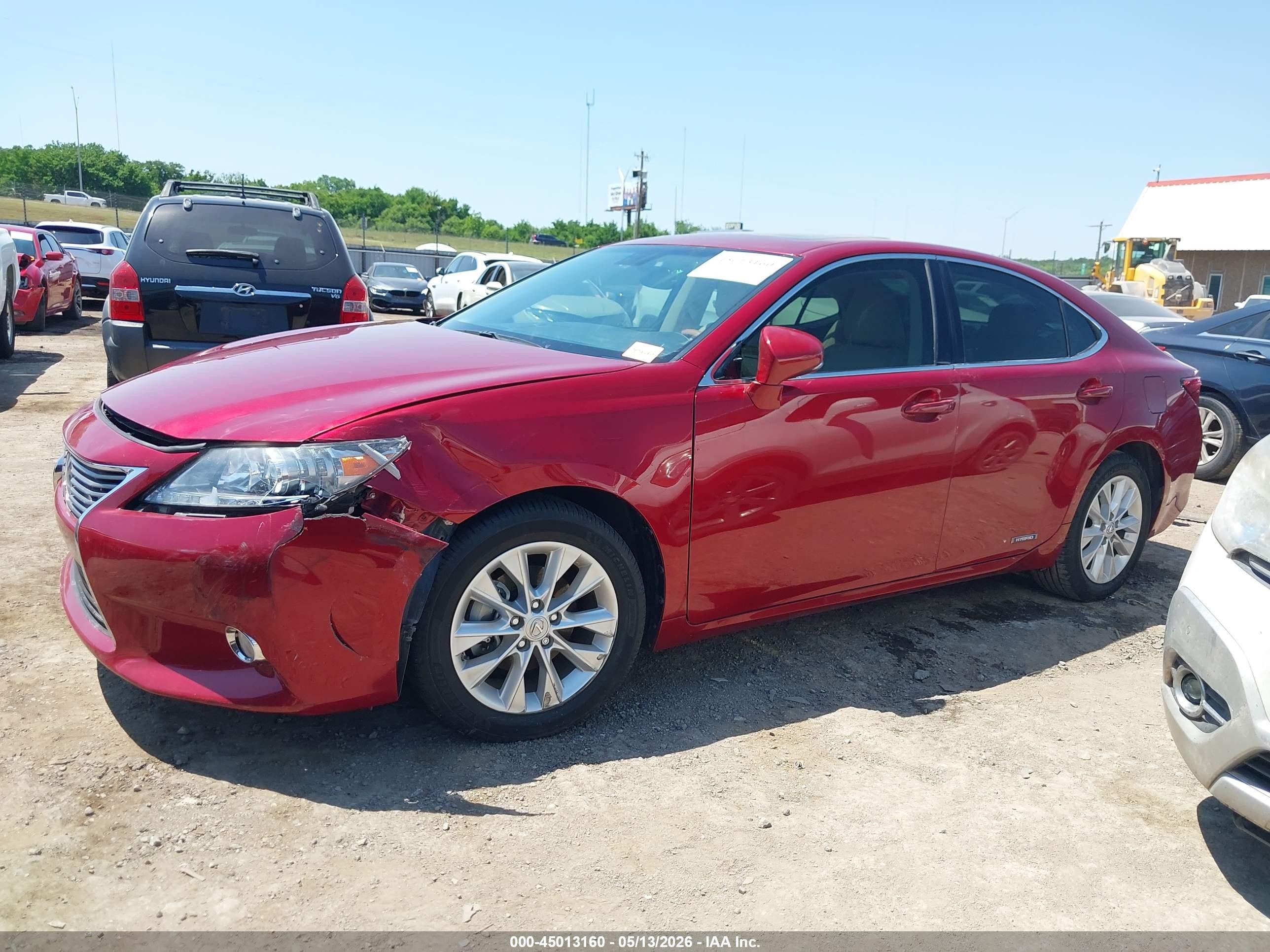 2013 Lexus Es 300h   Red vin: JTHBW1GG1D2037051