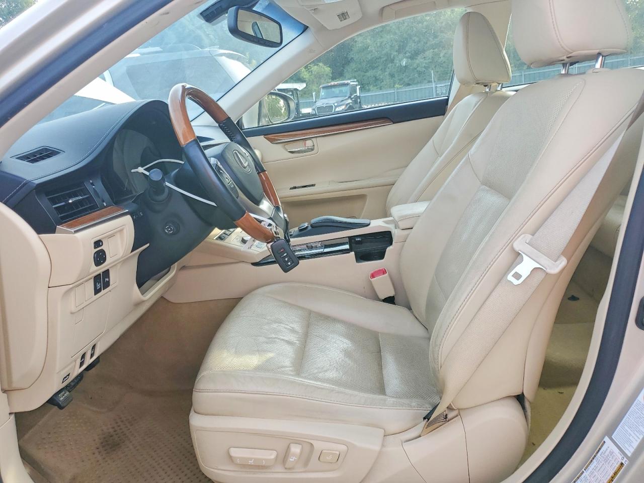 2014 Lexus Es 300h Gold vin: JTHBW1GG1E2044471