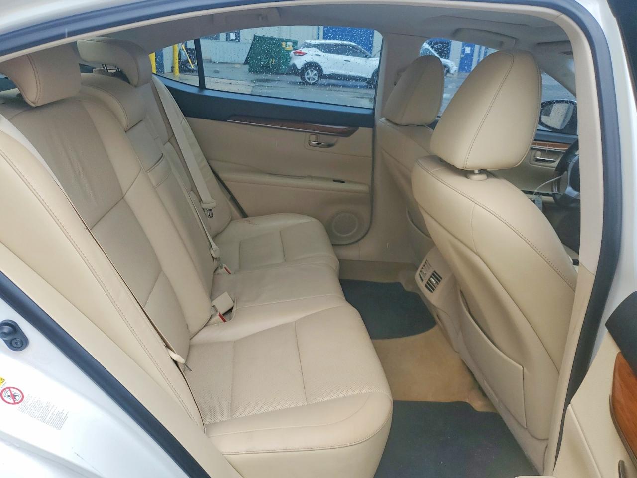 2014 Lexus Es 300h White vin: JTHBW1GG1E2045474