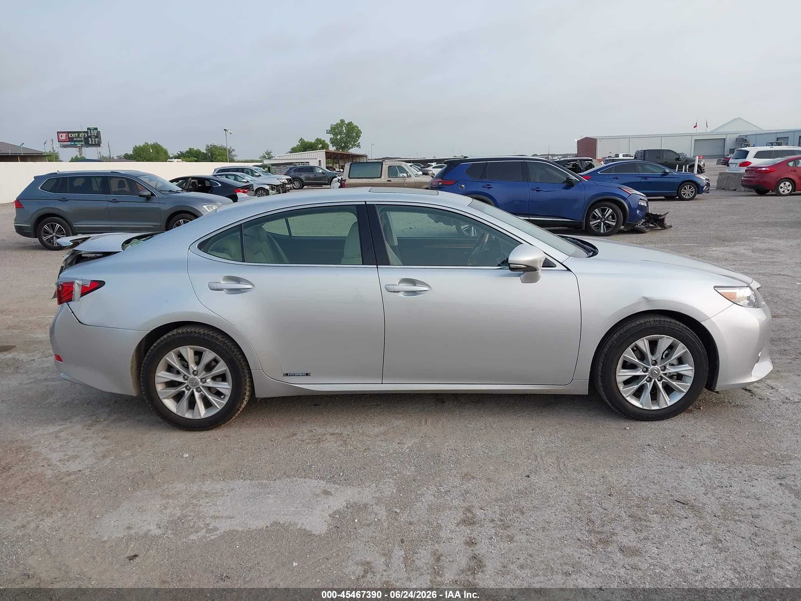 2014 Lexus Es 300h   Серебряный vin: JTHBW1GG1E2047502