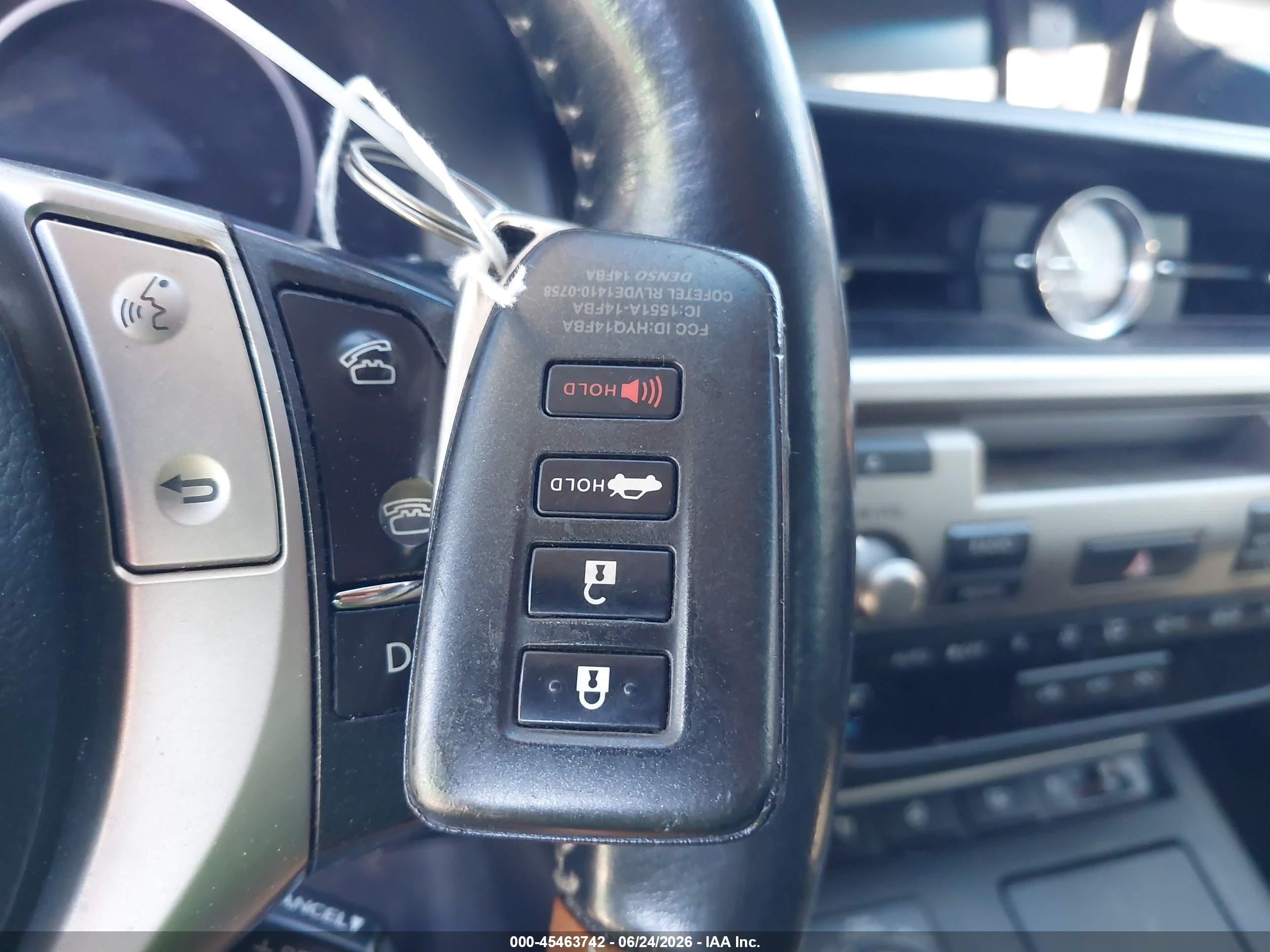 2014 Lexus Es 300h Red vin: JTHBW1GG1E2071217