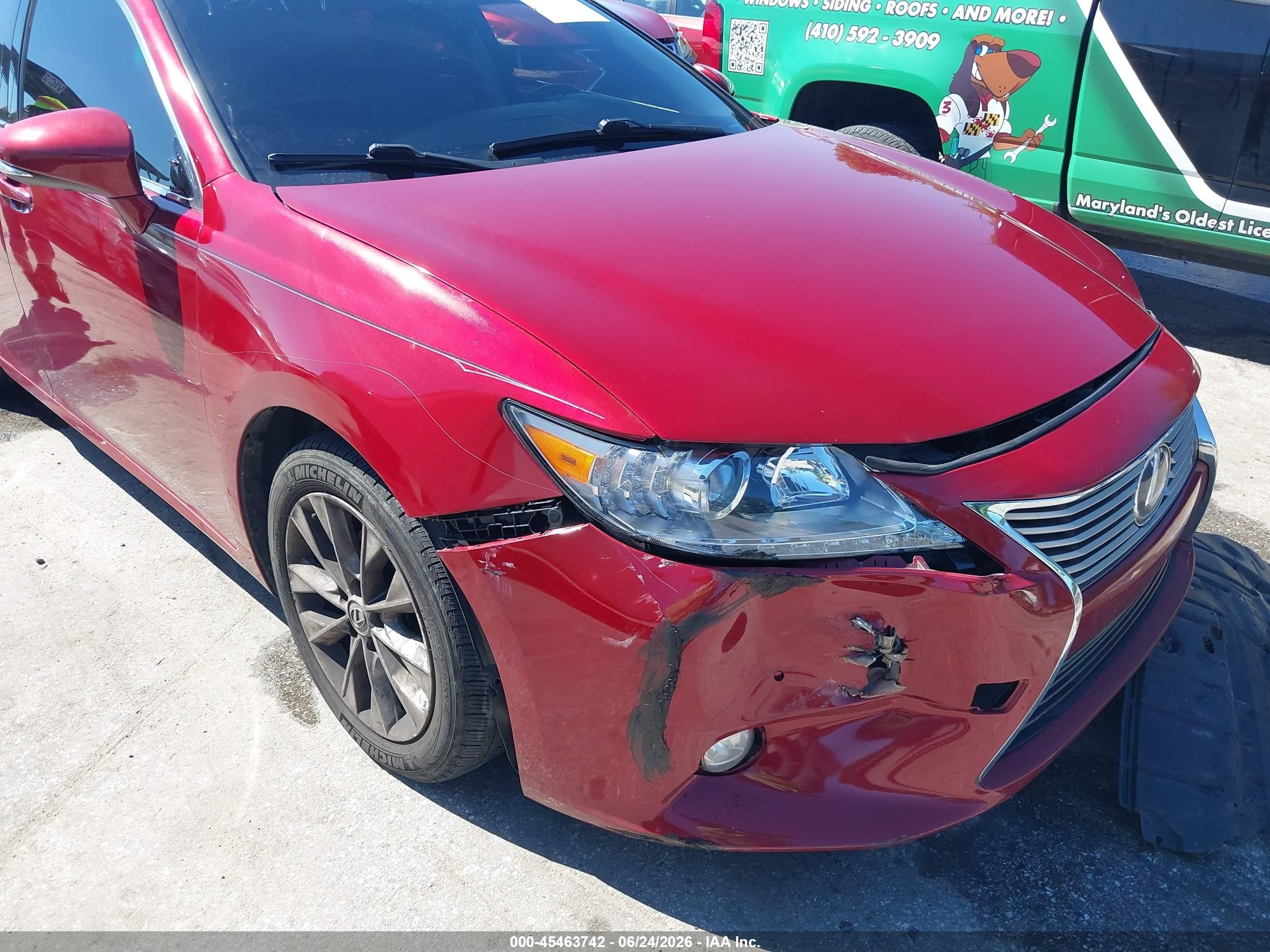 2014 Lexus Es 300h Red vin: JTHBW1GG1E2071217