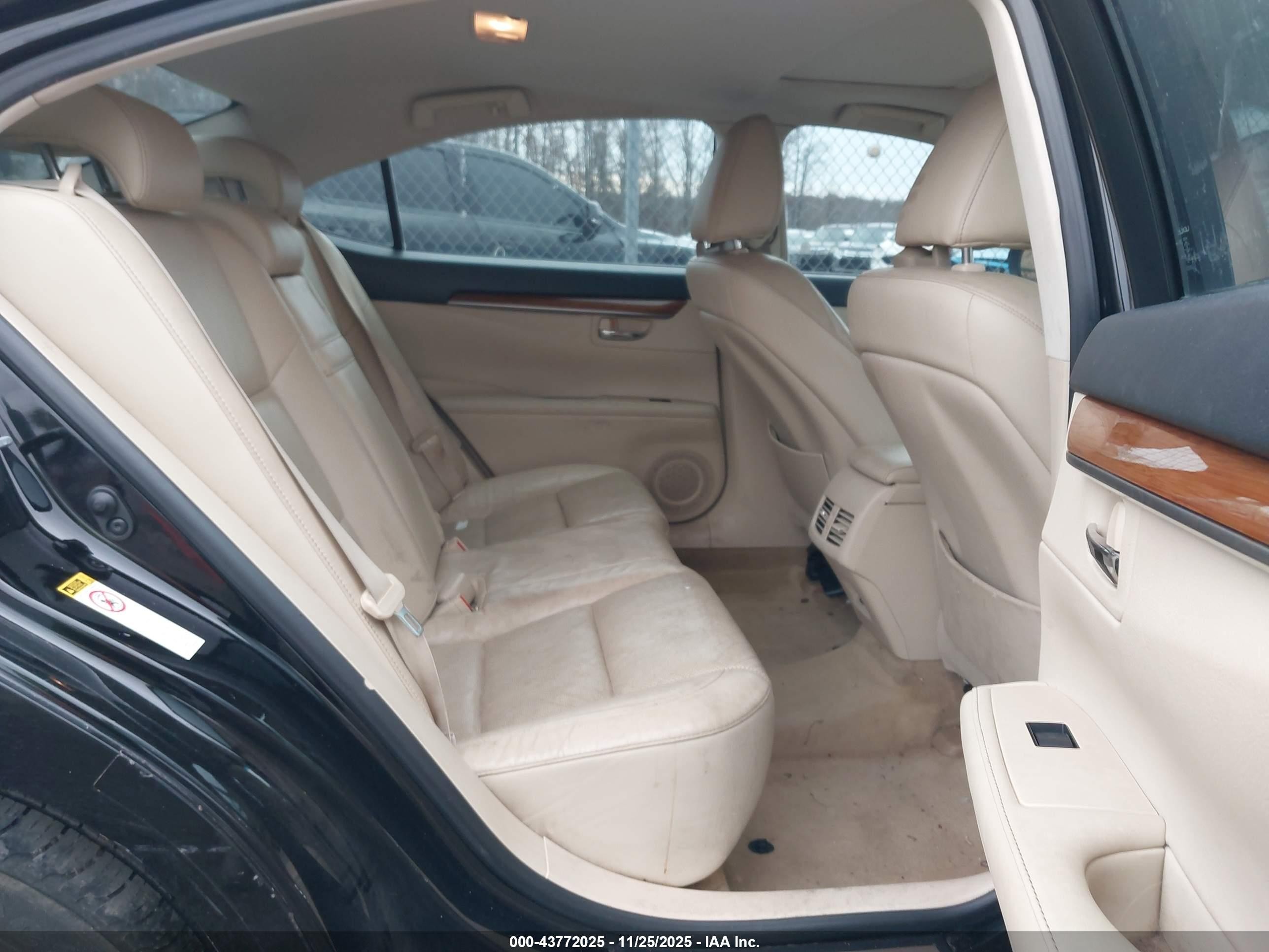 2015 Lexus Es 300h   Black vin: JTHBW1GG1F2090996