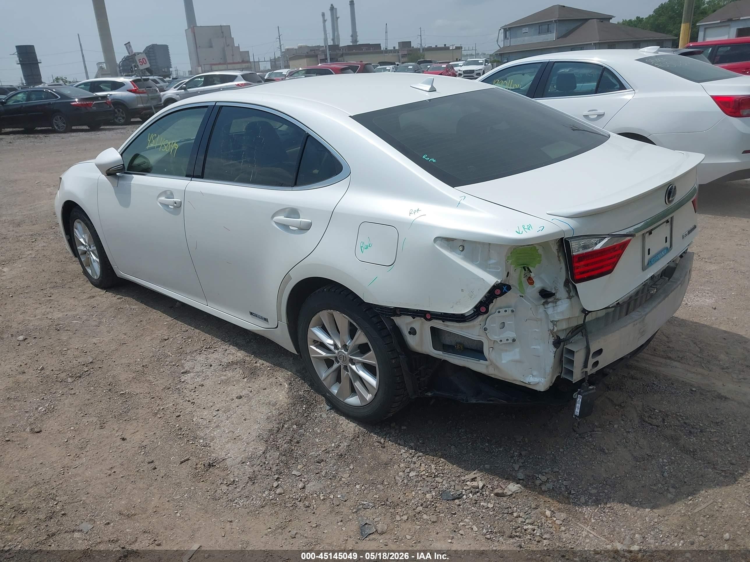 2013 Lexus Es 300h   White vin: JTHBW1GG2D2004169