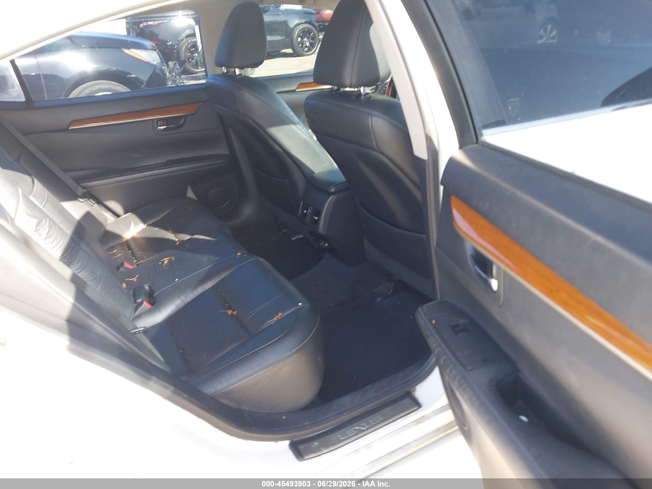 2013 Lexus Es 300h   Белый vin: JTHBW1GG2D2008738