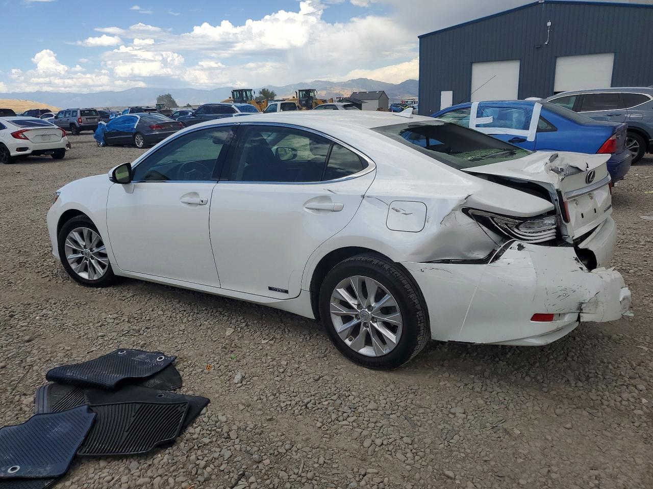 2013 Lexus Es 300h White vin: JTHBW1GG2D2010134