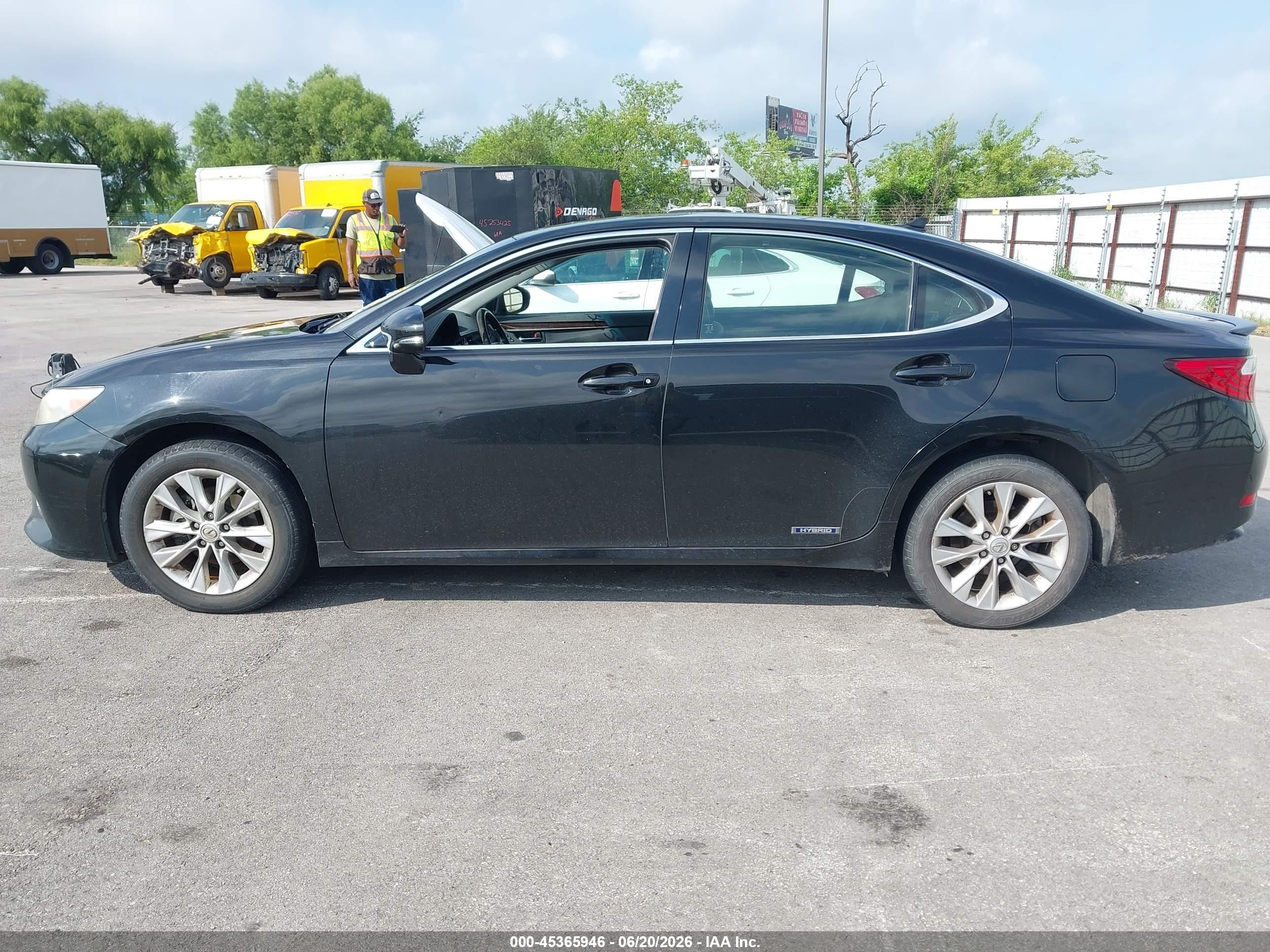 2013 Lexus Es 300h   Черный vin: JTHBW1GG2D2017407