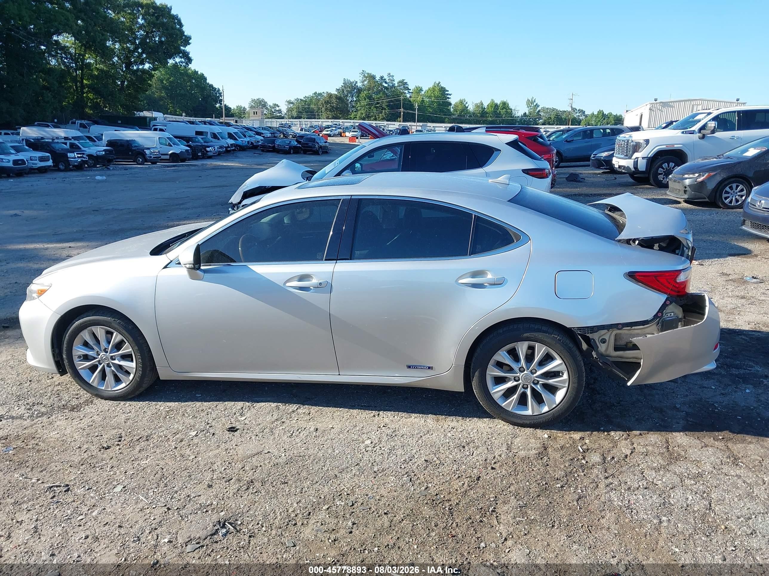 2013 Lexus Es 300h Silver vin: JTHBW1GG2D2026673