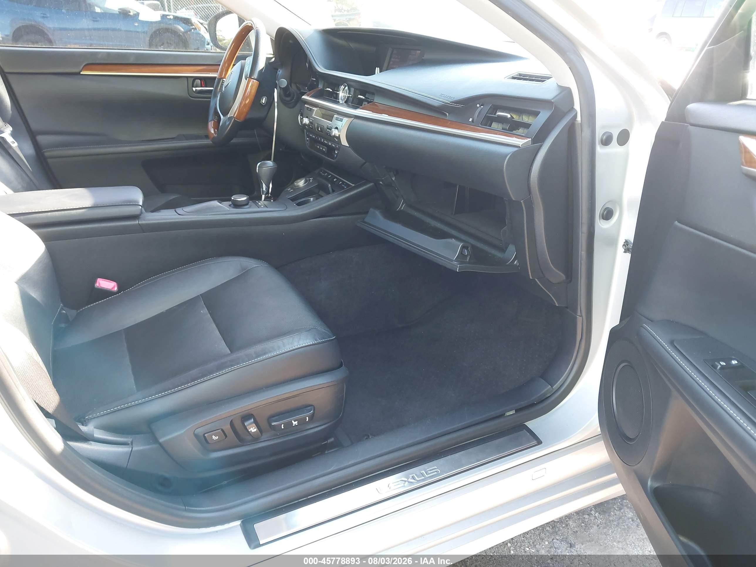 2013 Lexus Es 300h Silver vin: JTHBW1GG2D2026673
