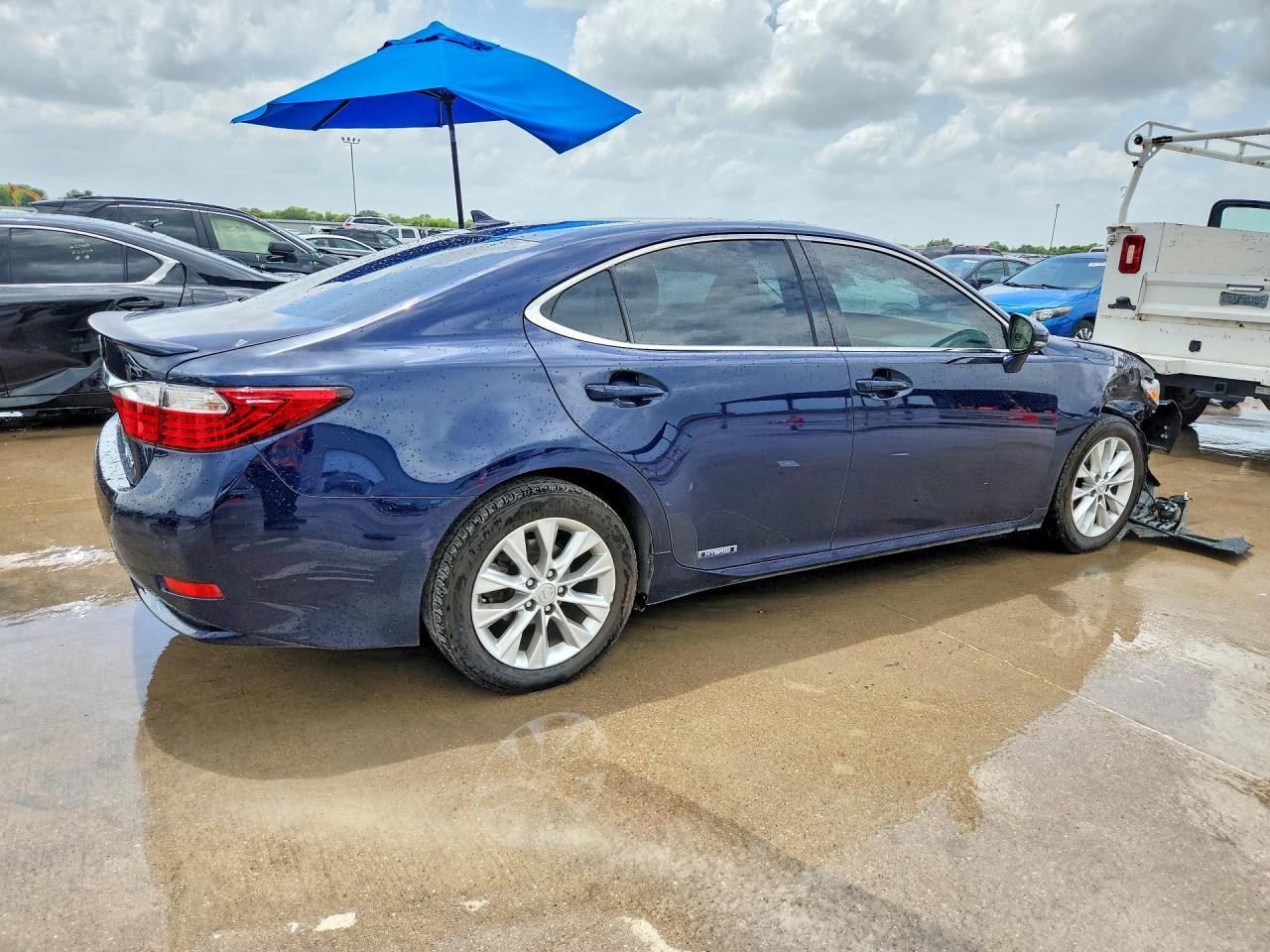 2013 Lexus Es 300h Blue vin: JTHBW1GG2D2026978