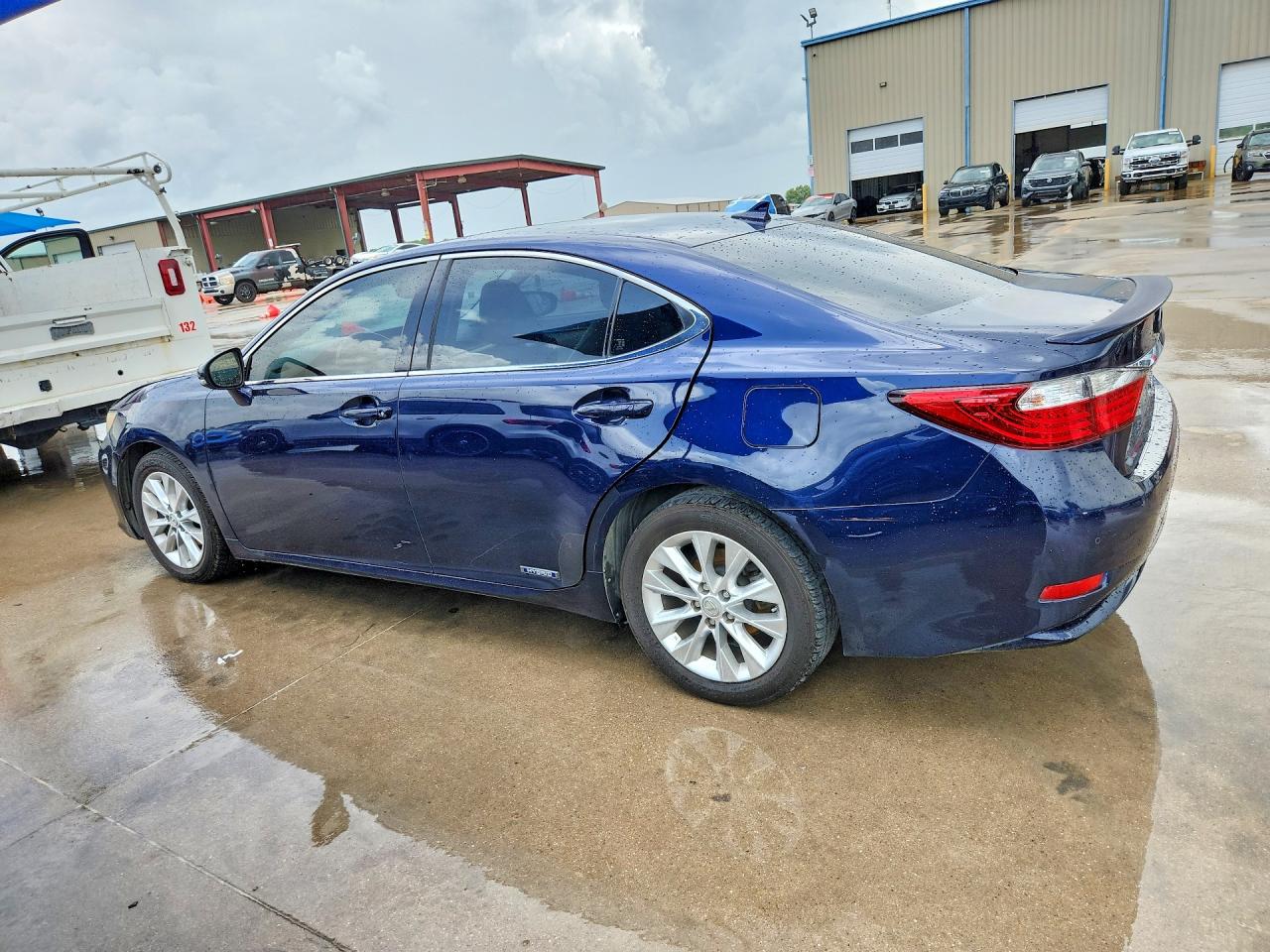 2013 Lexus Es 300h Blue vin: JTHBW1GG2D2026978