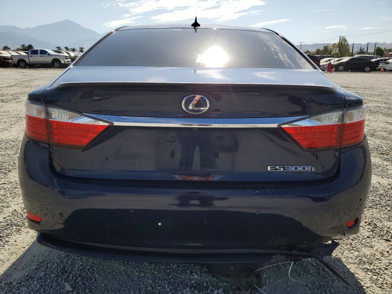 2013 Lexus Es 300h Blue vin: JTHBW1GG2D2028939