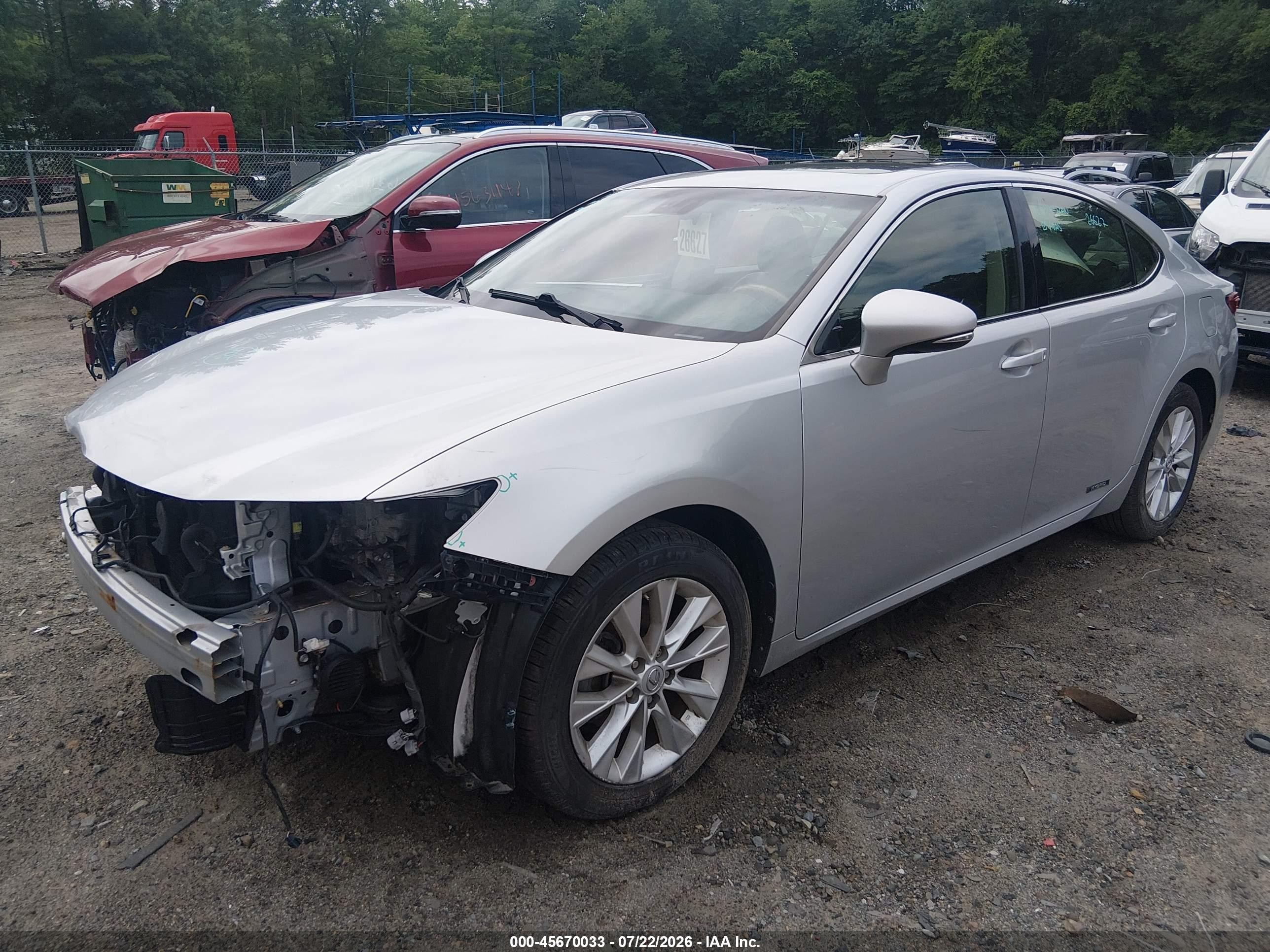 2013 Lexus Es 300h Silver vin: JTHBW1GG2D2032893