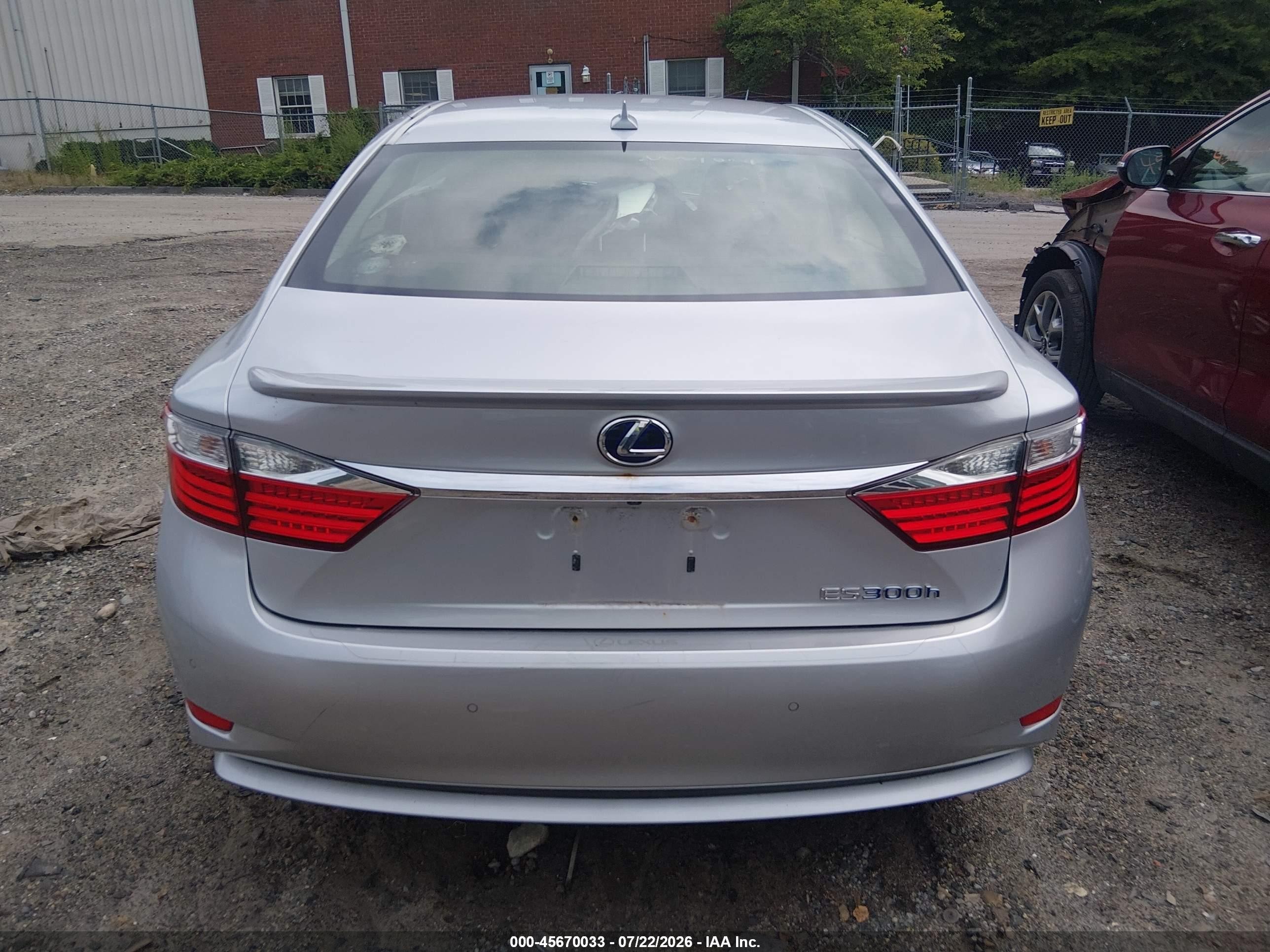 2013 Lexus Es 300h Silver vin: JTHBW1GG2D2032893