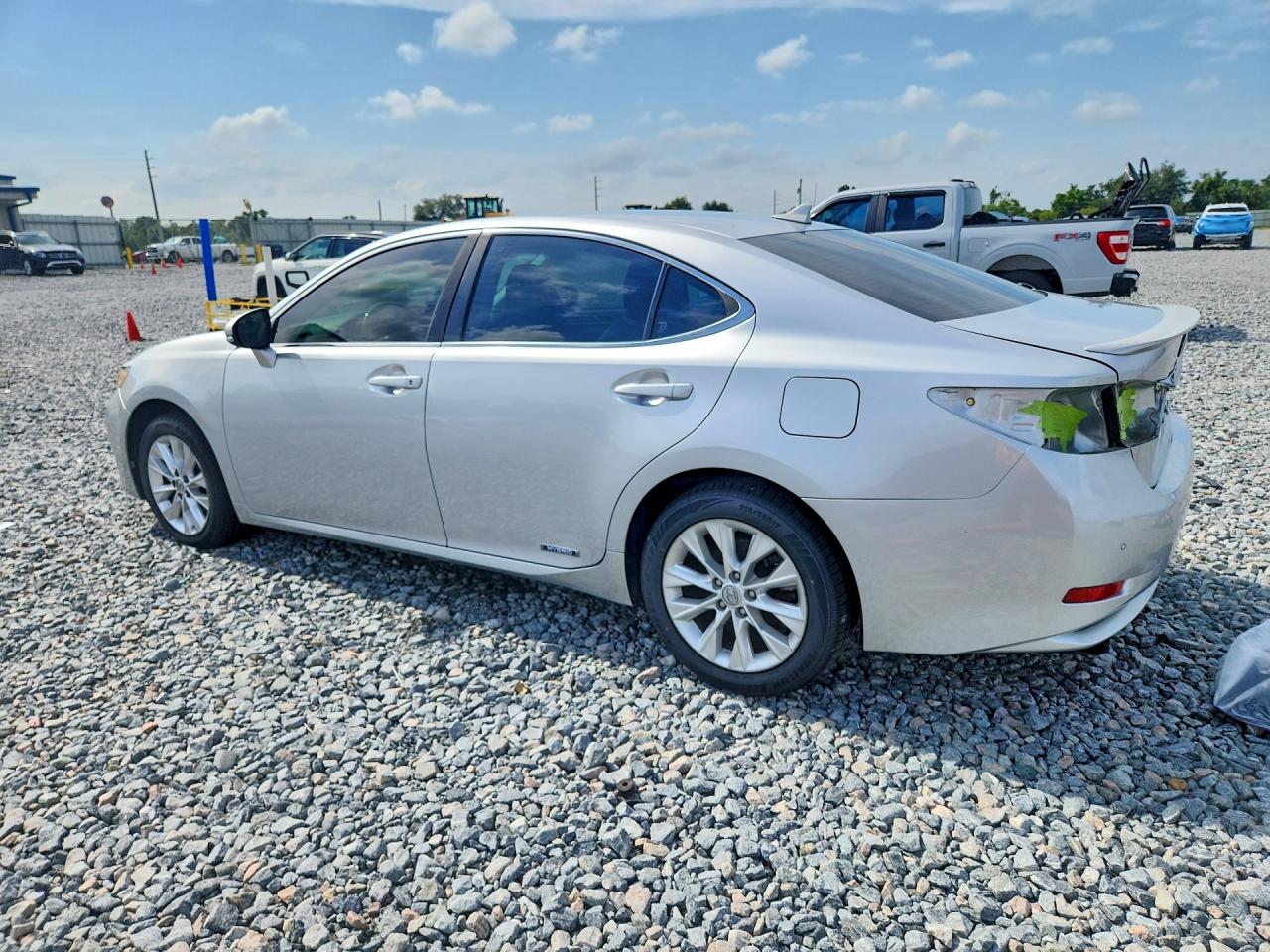 2013 Lexus Es 300h Серебряный vin: JTHBW1GG2D2036023