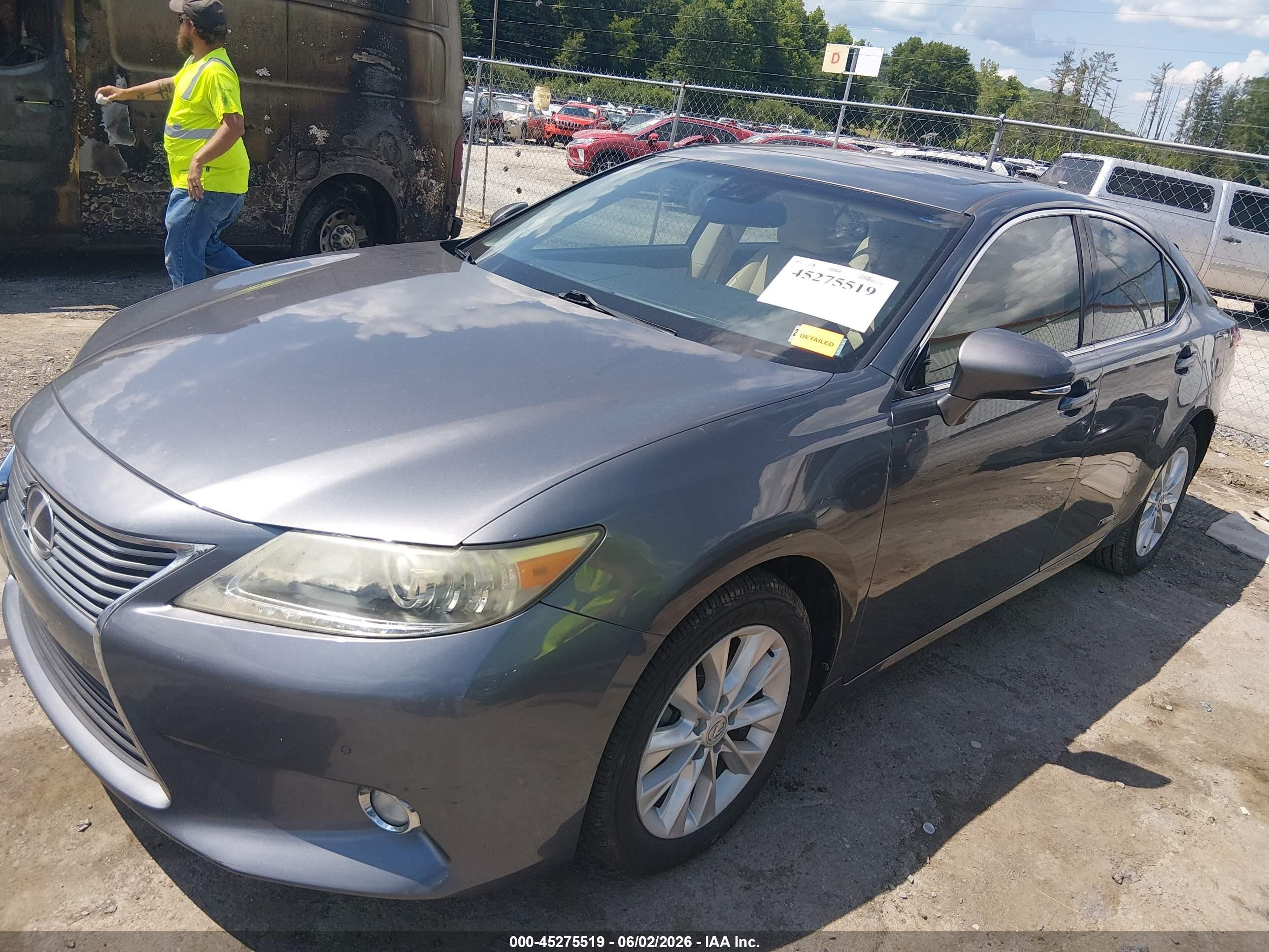 2014 Lexus Es 300h   Gray vin: JTHBW1GG2E2059318