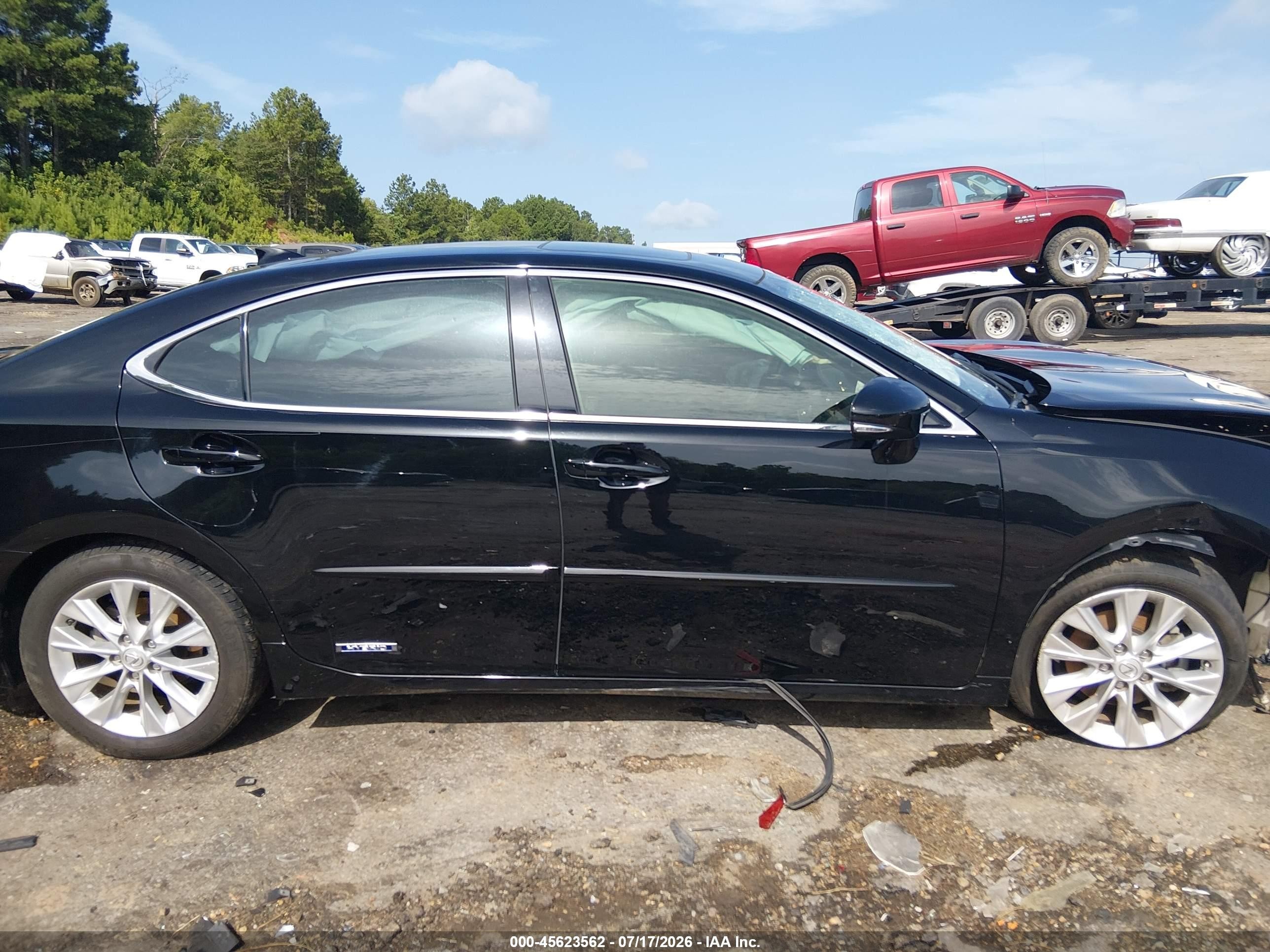 2015 Lexus Es 300h   Black vin: JTHBW1GG2F2084138