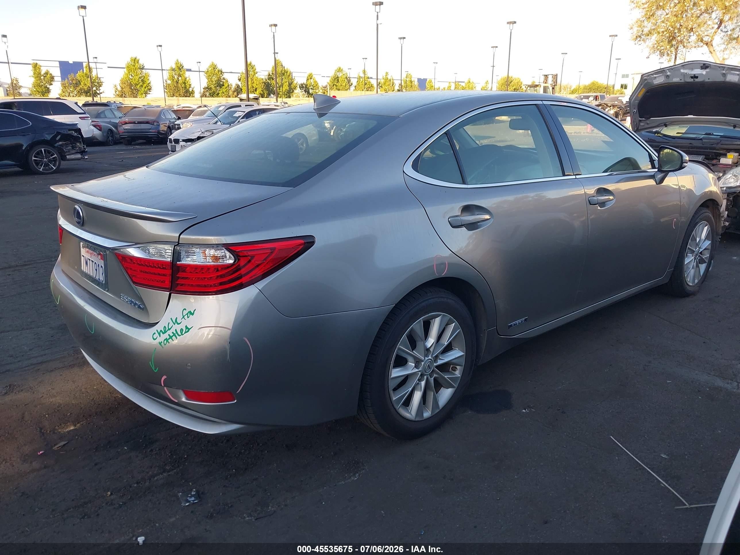 2015 Lexus Es 300h   Silver vin: JTHBW1GG2F2097956