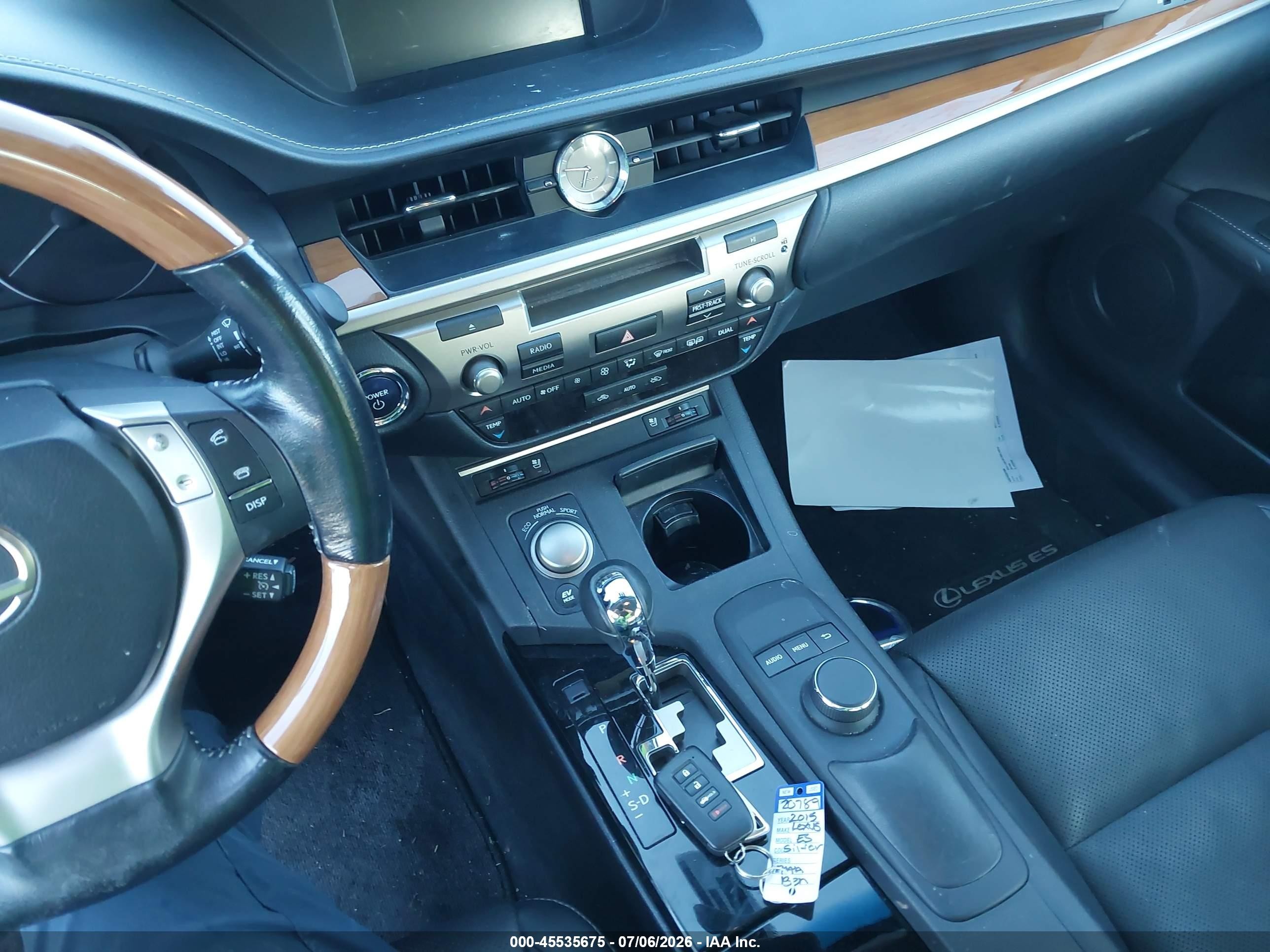 2015 Lexus Es 300h   Silver vin: JTHBW1GG2F2097956