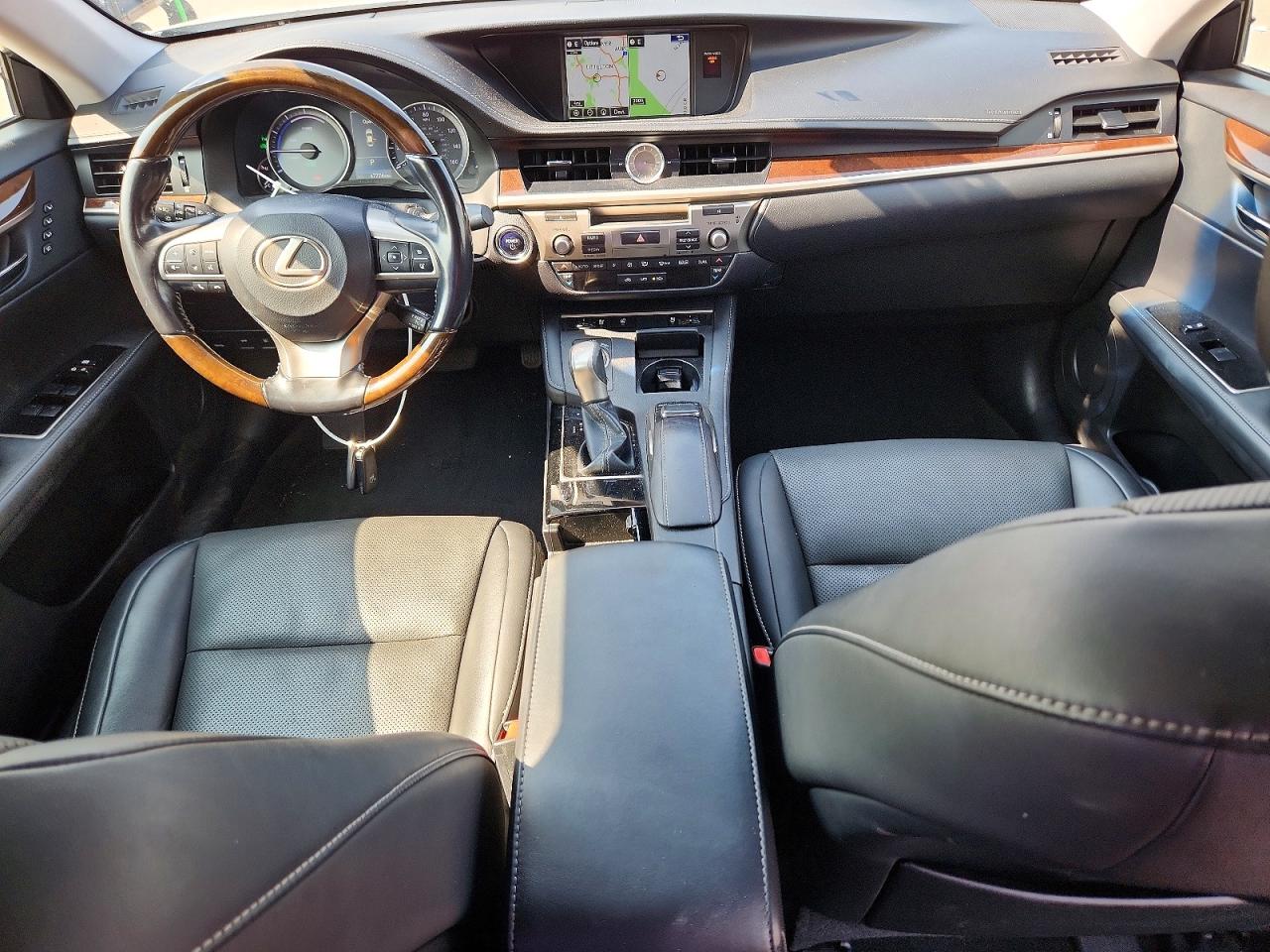 2016 Lexus Es 300h Белый vin: JTHBW1GG2G2102834