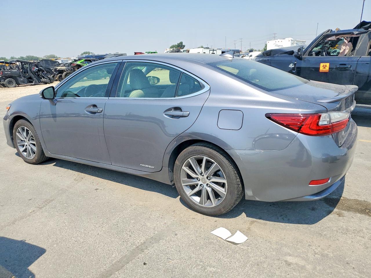 2016 Lexus Es 300h Charcoal vin: JTHBW1GG2G2113932