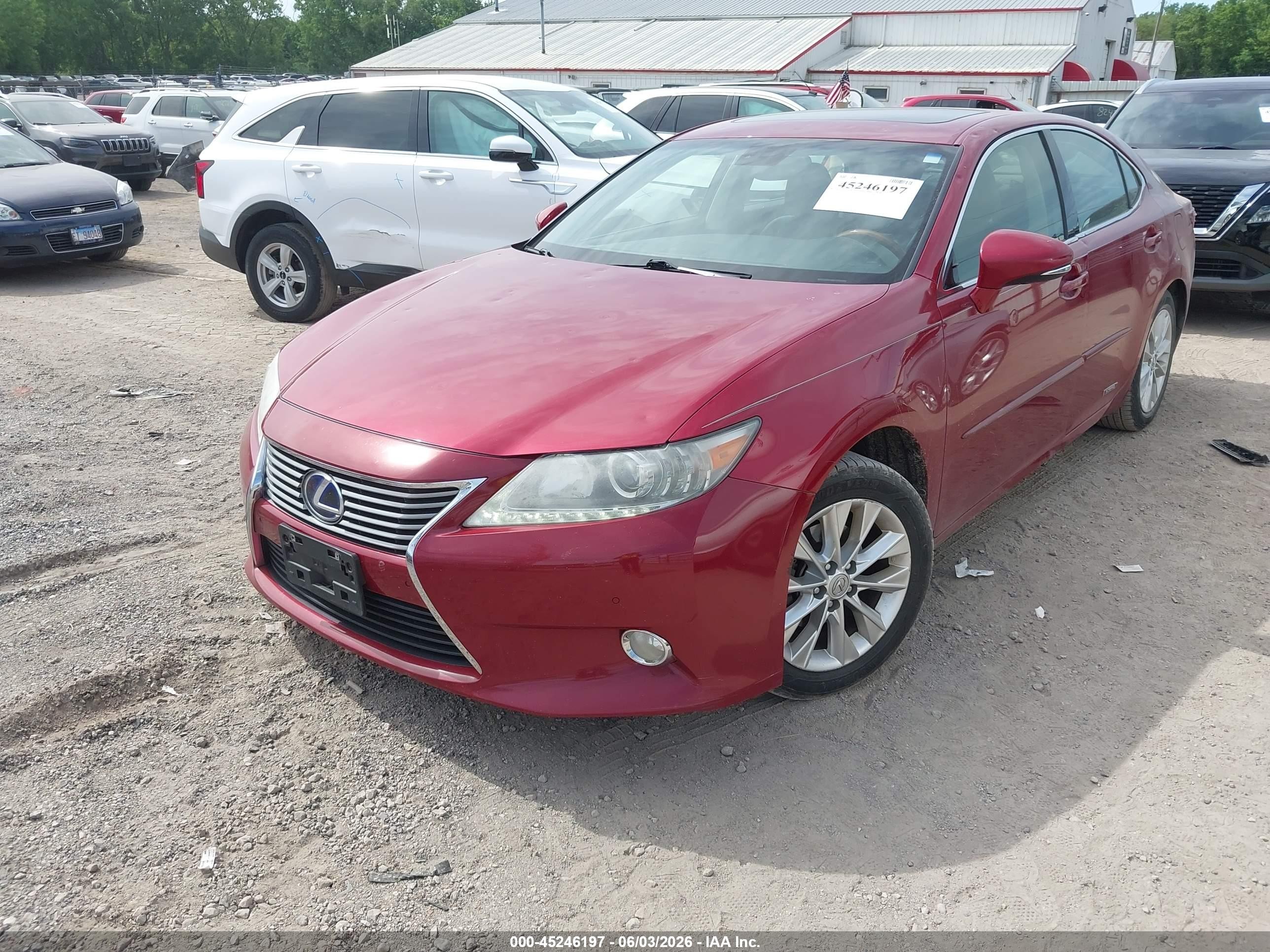 2013 Lexus Es 300h   Красный vin: JTHBW1GG3D2008702
