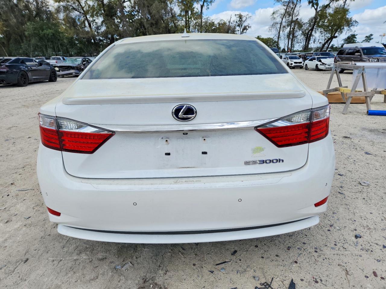 2013 Lexus Es 300h Base White vin: JTHBW1GG3D2033244