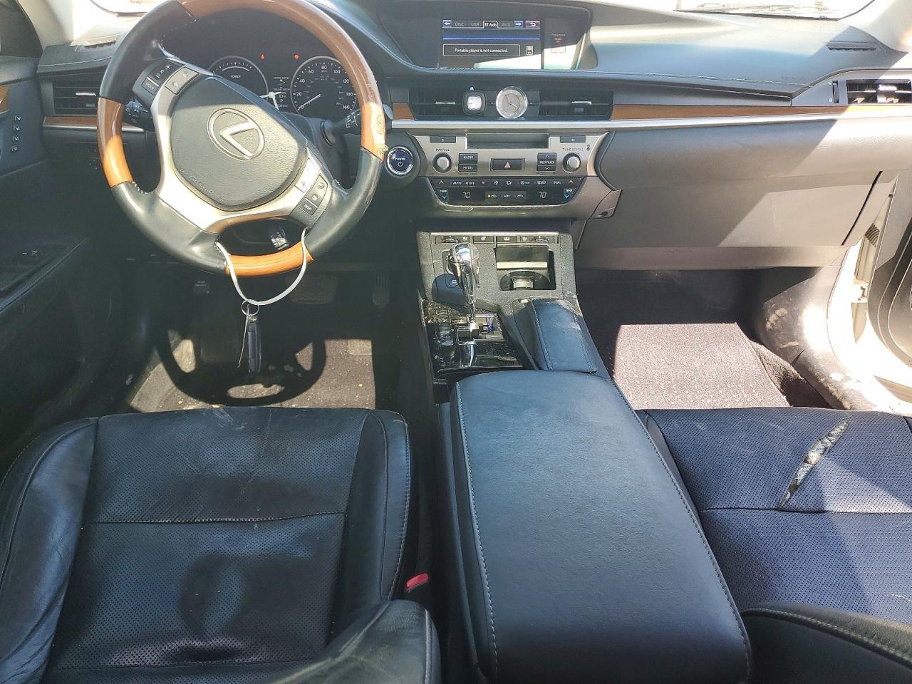 2013 Lexus Es 300h White vin: JTHBW1GG3D2036824