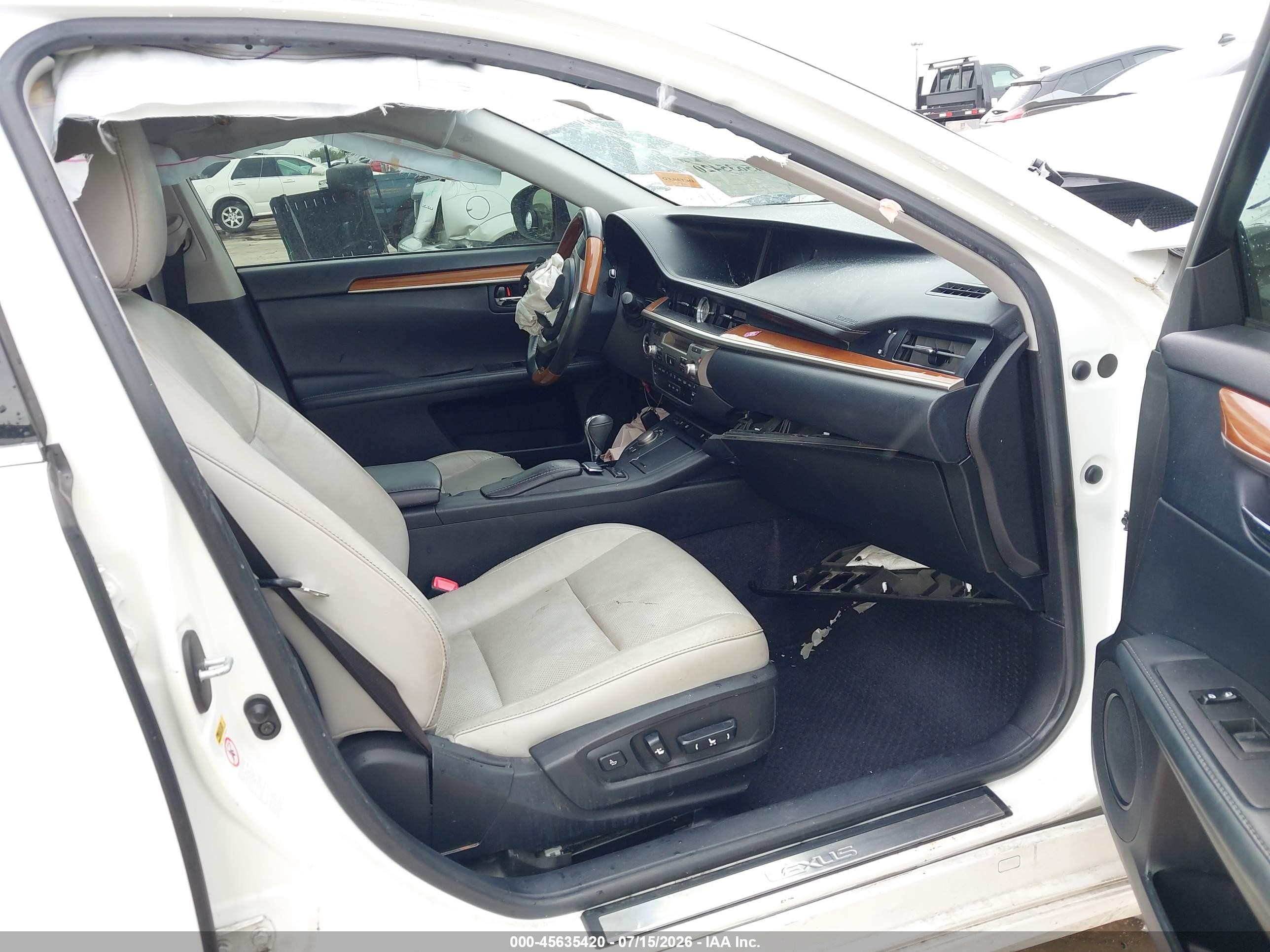 2014 Lexus Es 300h   White vin: JTHBW1GG3E2072241