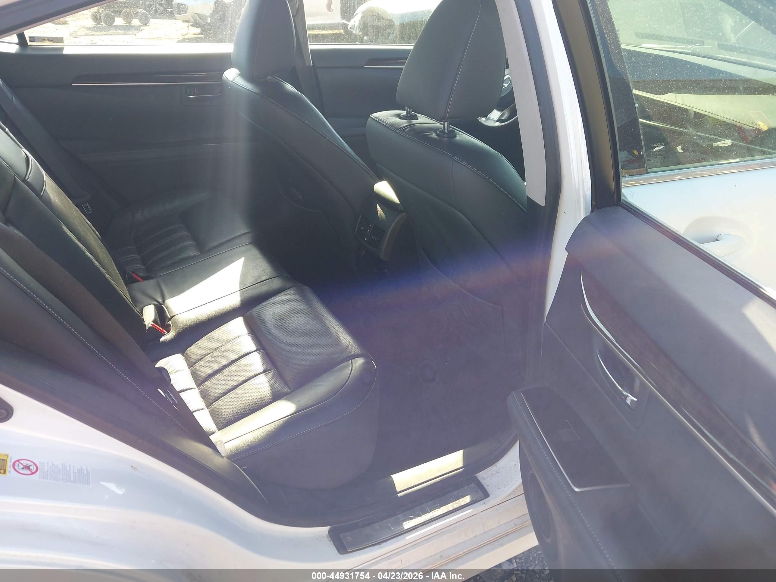 2016 Lexus Es 300h White vin: JTHBW1GG3G2105581
