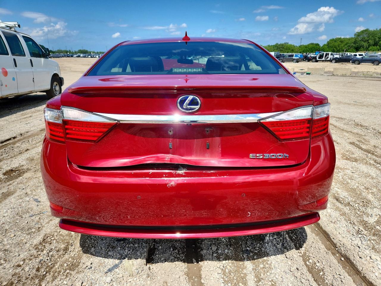 2013 Lexus Es 300h Red vin: JTHBW1GG4D2028375