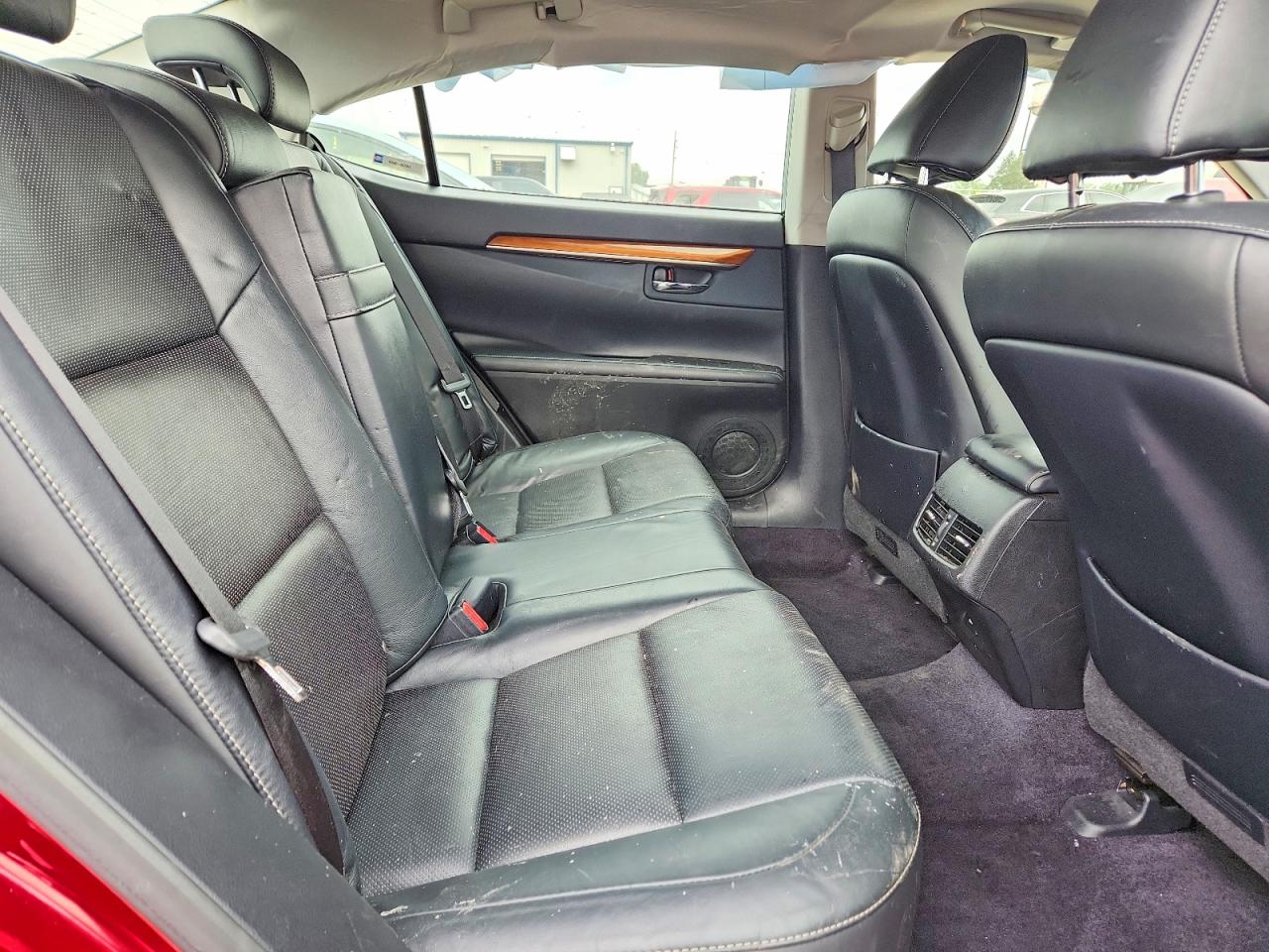 2013 Lexus Es 300h Red vin: JTHBW1GG4D2028375