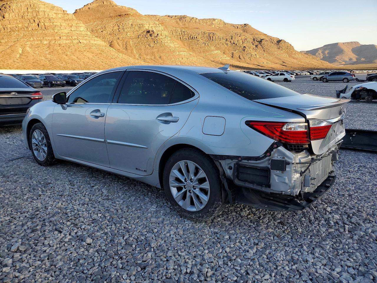 2013 Lexus Es 300h Base Silver vin: JTHBW1GG4D2036556