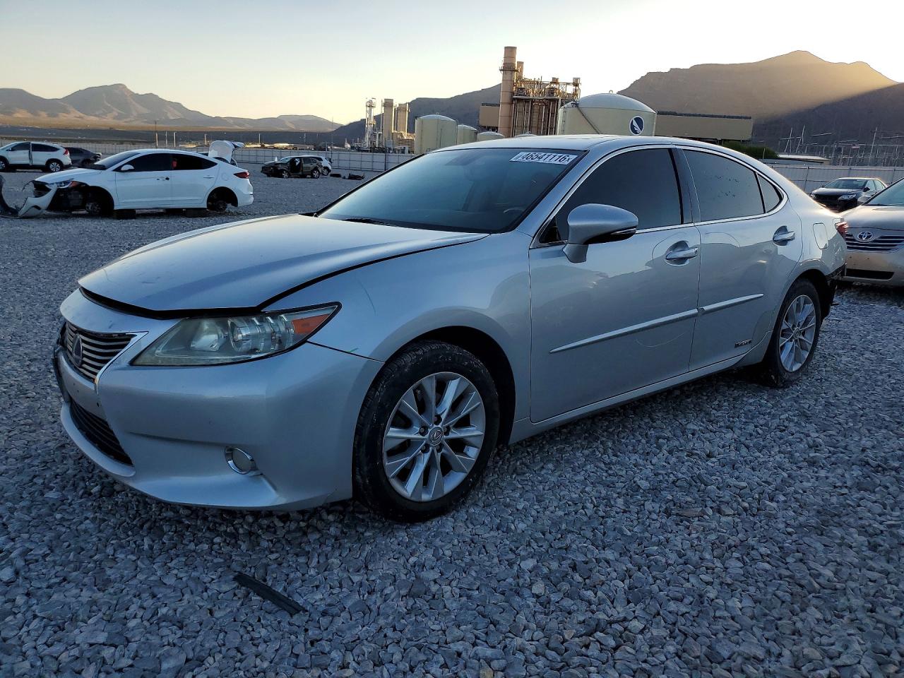 2013 Lexus Es 300h Base Silver vin: JTHBW1GG4D2036556